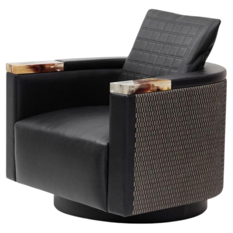 Leonia Armchair in Aida Pebbled Leather, Upholstery & Horn by Arcahorn