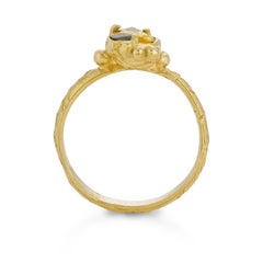 Leonids Ring with Australian Parti Sapphire, 18 Karat Yellow Gold