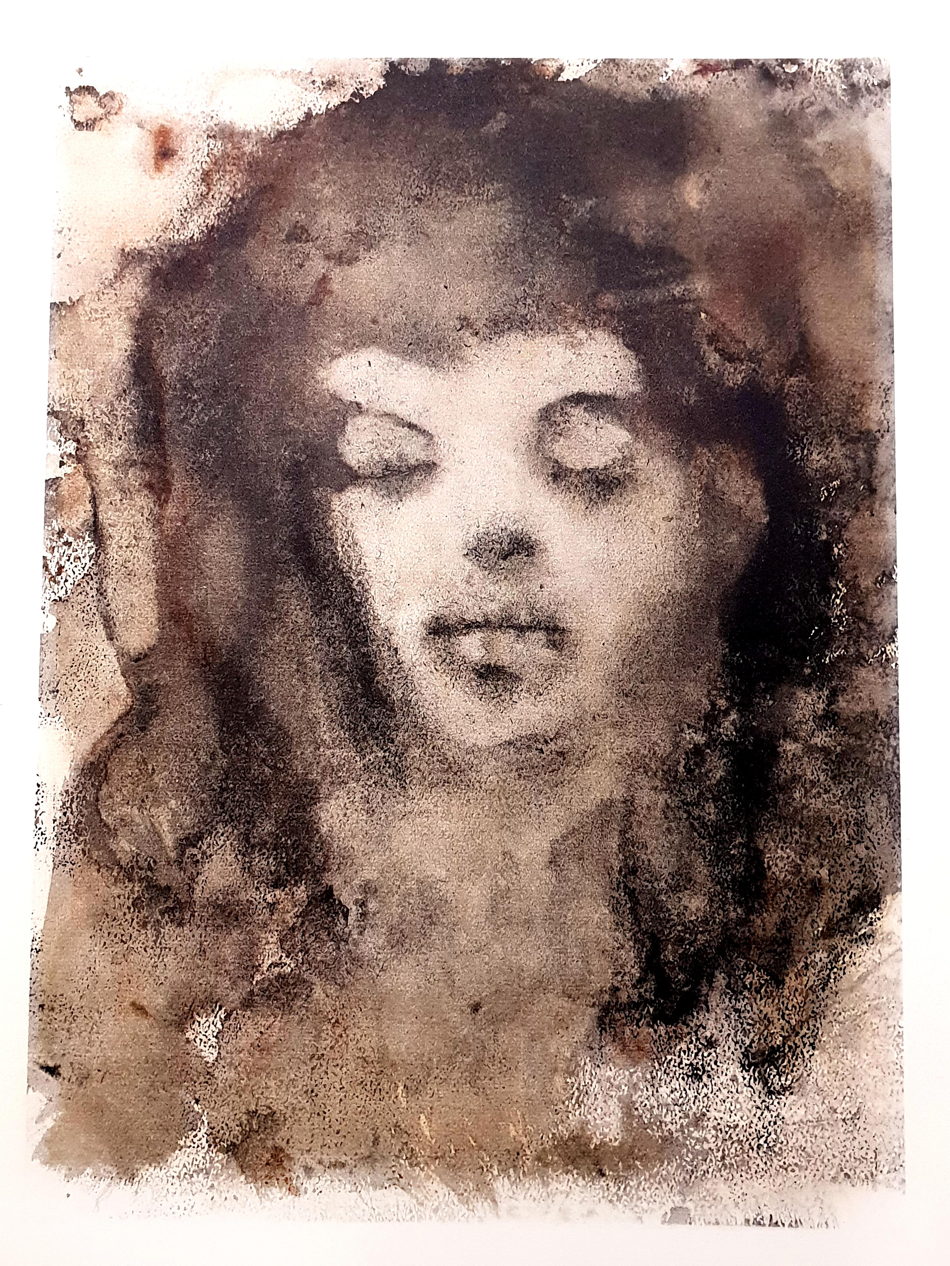 Leonor Fini - Sleeping - Original Lithograph
The Flowers of Evil
1964
Conditions: excellent
Edition: 500 
Dimensions: 46 x 34 cm 
Editions: Le Cercle du Livre Précieux, Paris

Leonor Fini is considered one of the most important women artists of the
