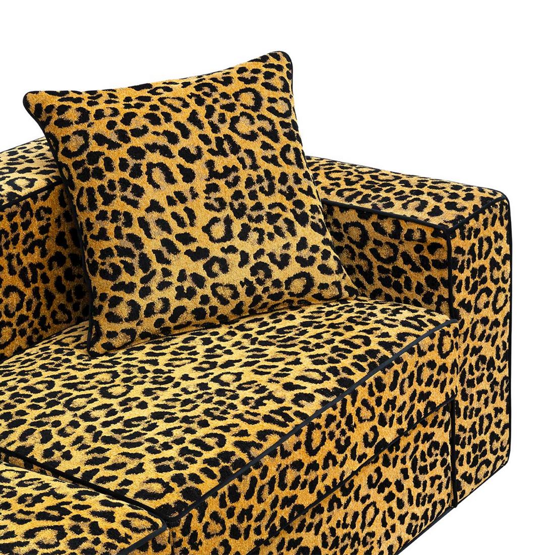 Hand-Crafted Leopard 2-Seat Sofa For Sale