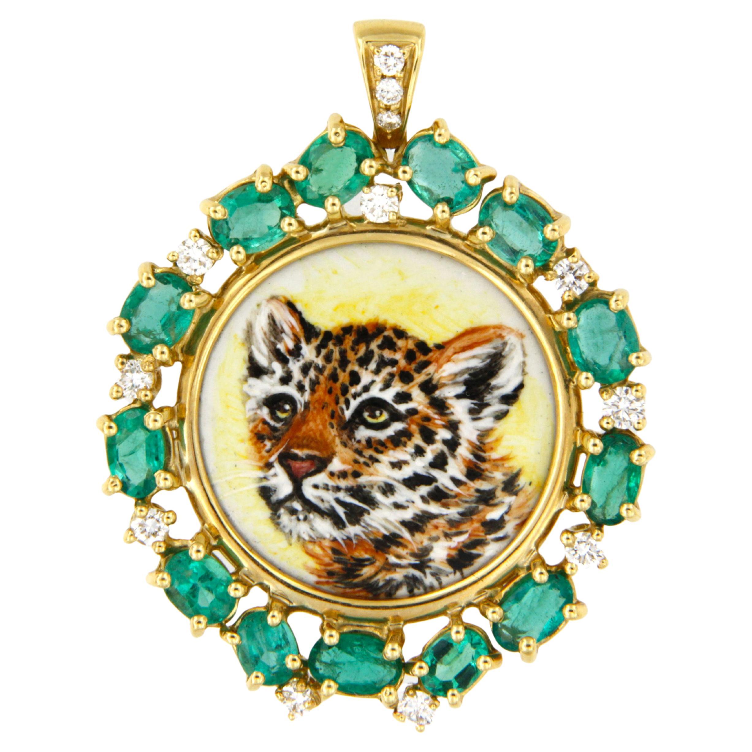 Leopard Cub Animal Emerald and Diamond Pendant For Sale
