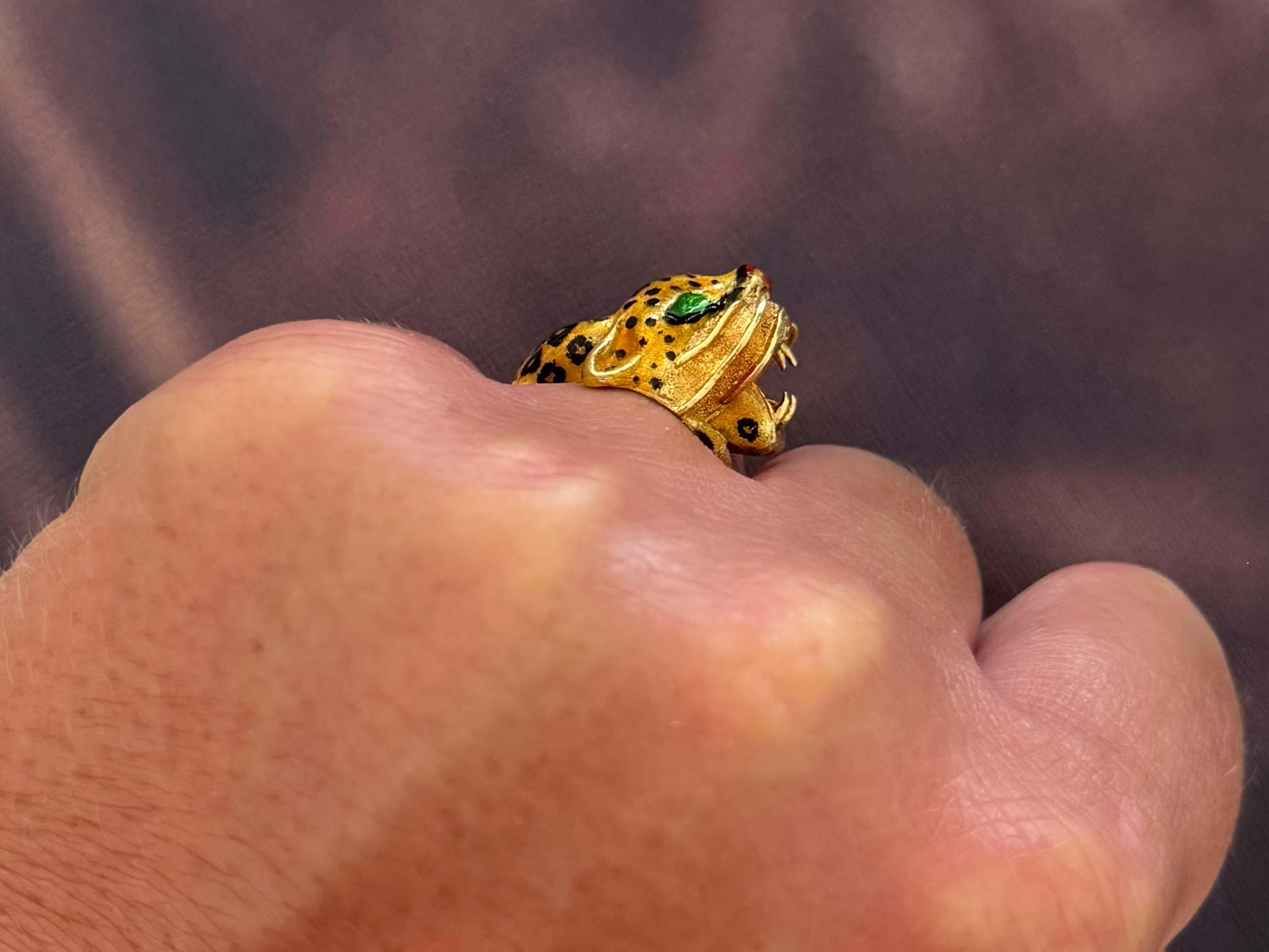 Anello con smalto leopardato in oro giallo 18 carati Made in Italy in vendita 2