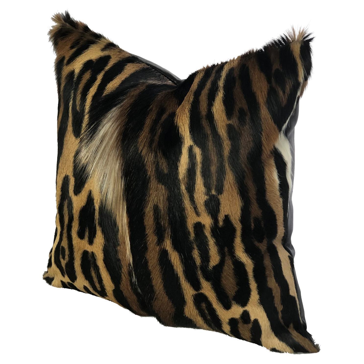 Leopard Fur Pillow, Springbok Skin 16x16"  40x40cm