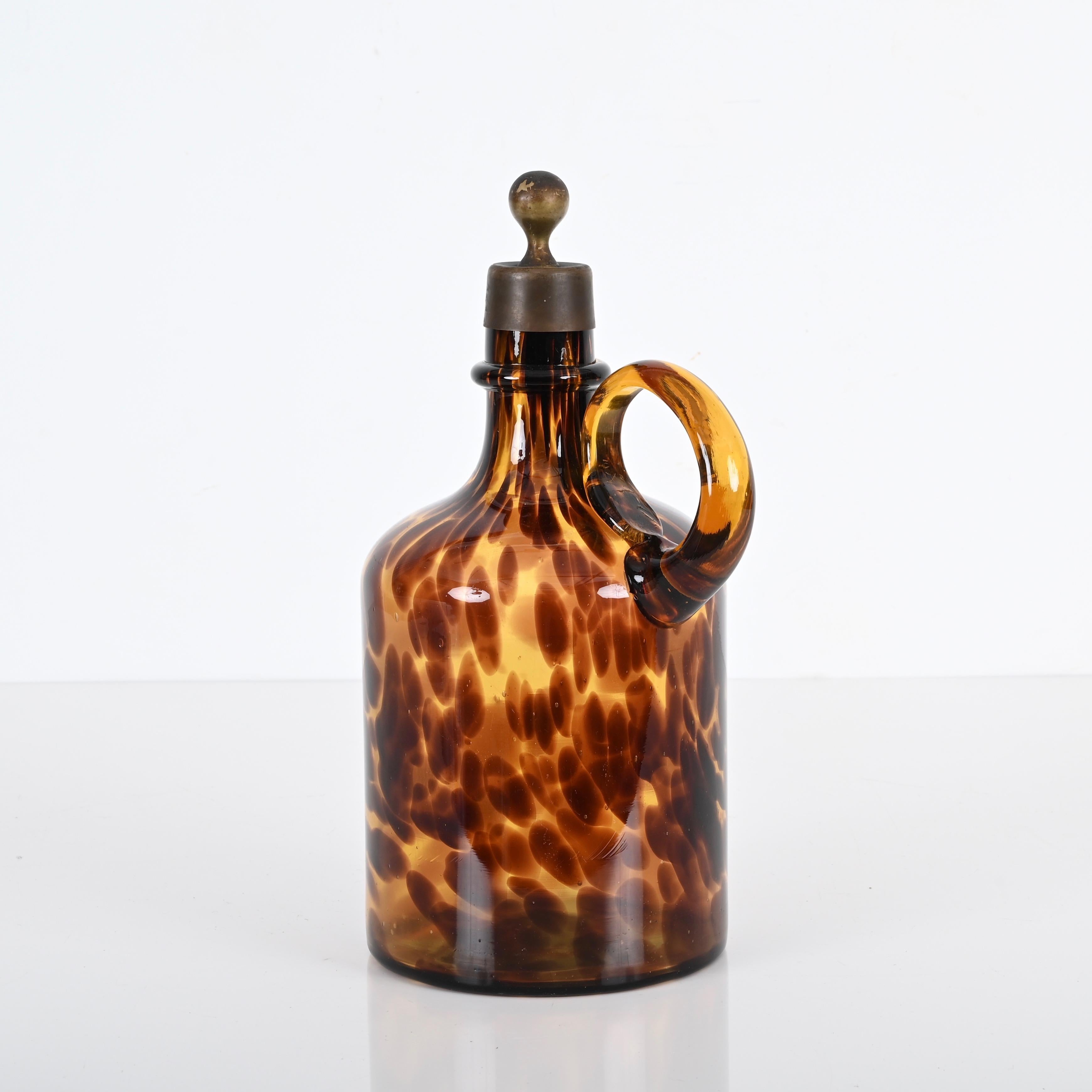 Leoparden-Deko-Krug aus Murano-Kunstglas mit Messingkappe, Italien 1970er Jahre im Angebot 1