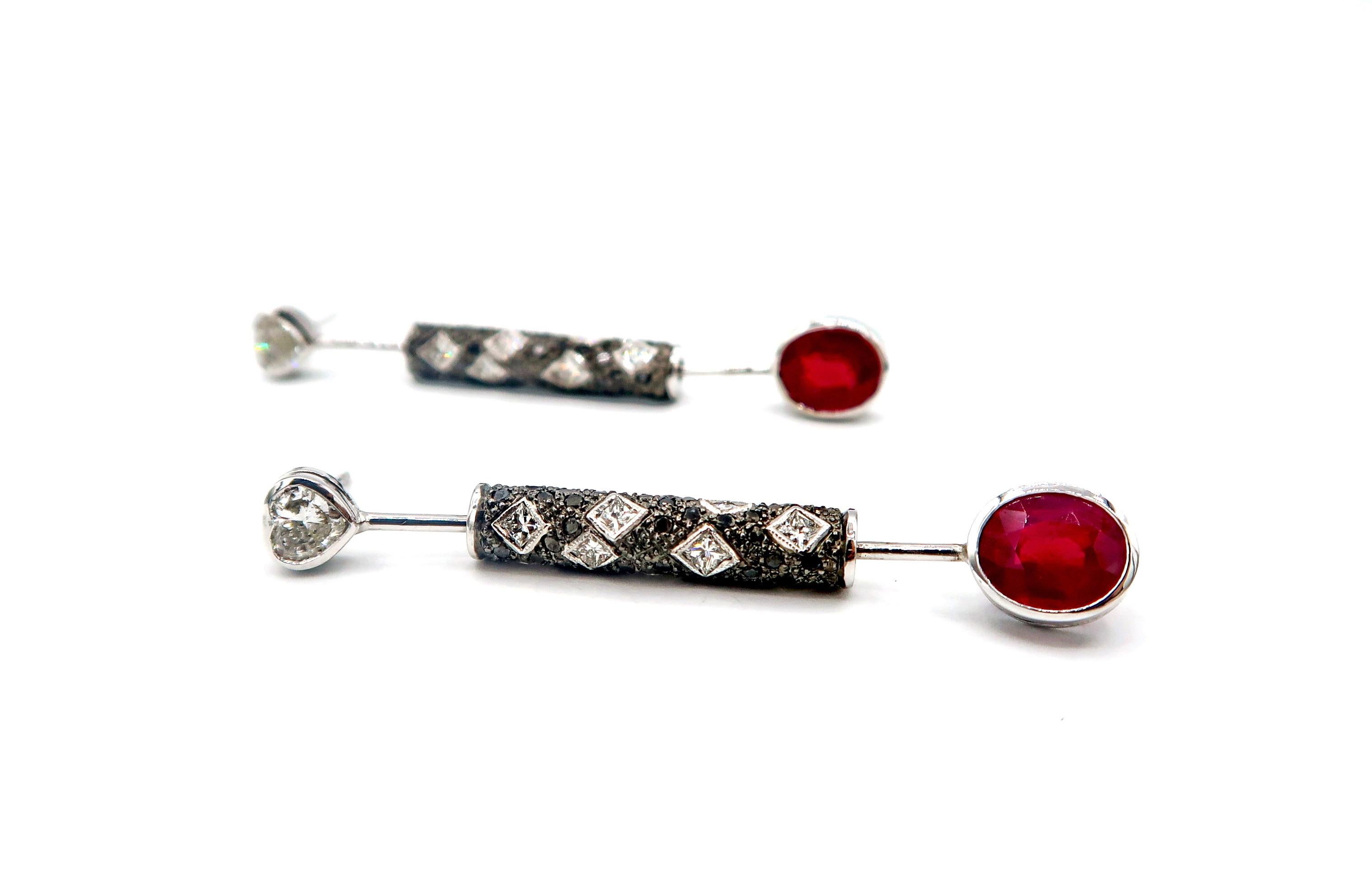Mixed Cut Leopard Pattern Black White Diamond Cylinder Ruby Drop 18 Karat Gold Earrings For Sale