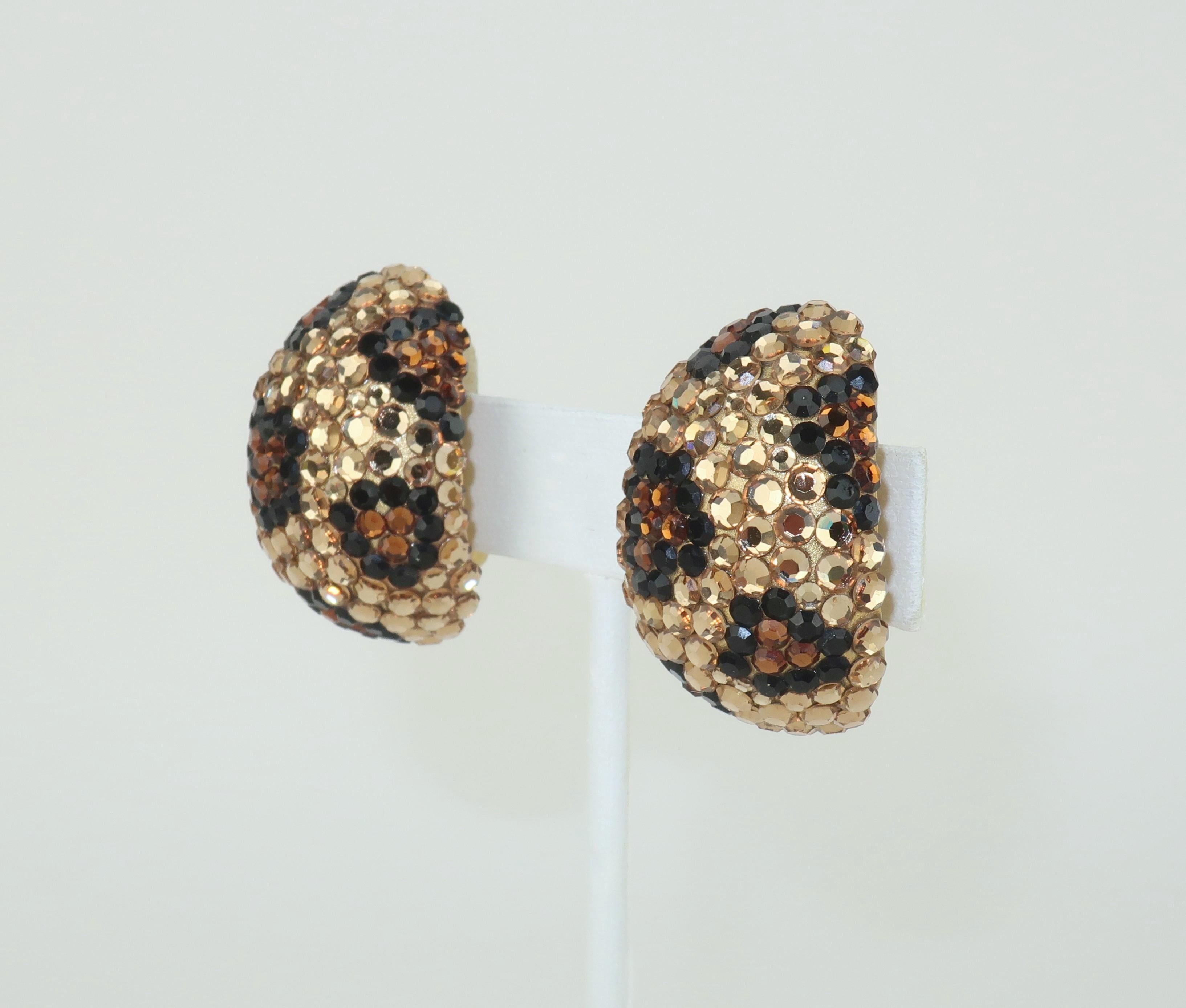 Leopard Pave Crystal Clip On Earrings, 1980’s In Good Condition In Atlanta, GA