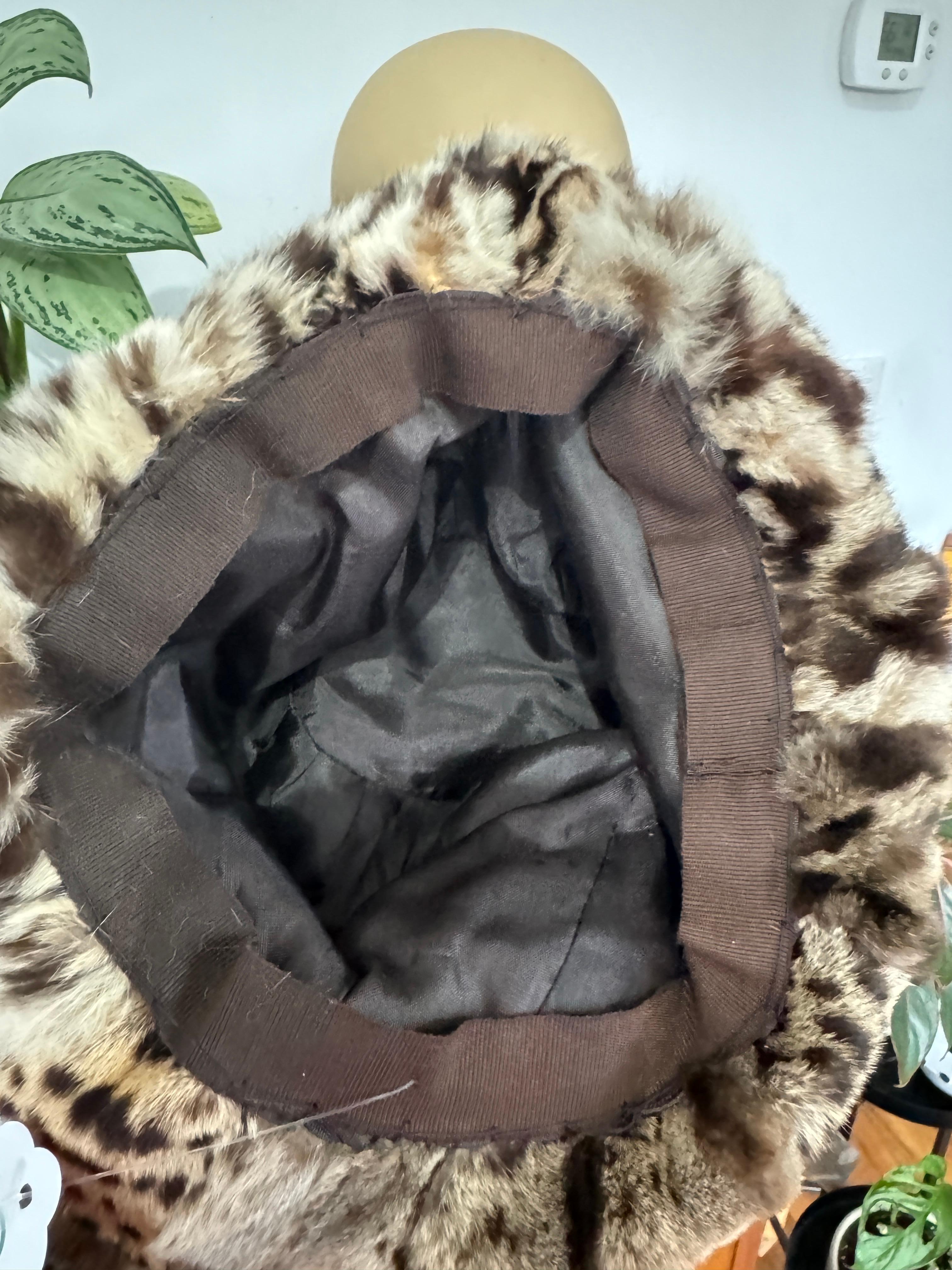 Cappello Fedora in pelliccia di visone tosato con stampa leopardata in vendita 3