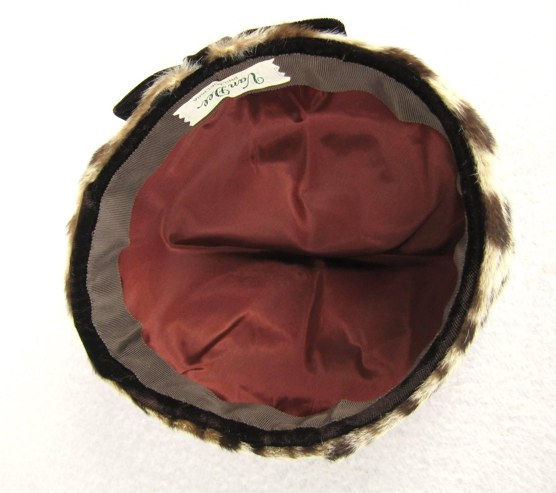 Cappello in velluto di visone tosato con stampa leopardata Van Dee California anni '60 in vendita 4