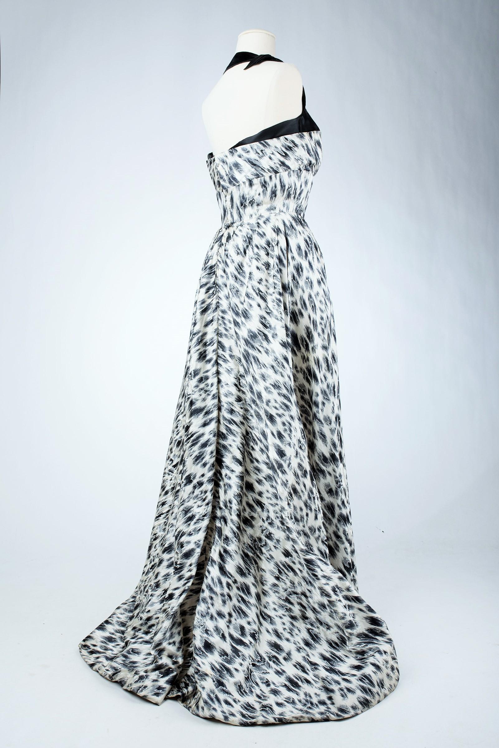 Vestido de noche de seda con estampado de leopardo de Jacques Fath Haute Couture Circa 1955-1960 en venta 8