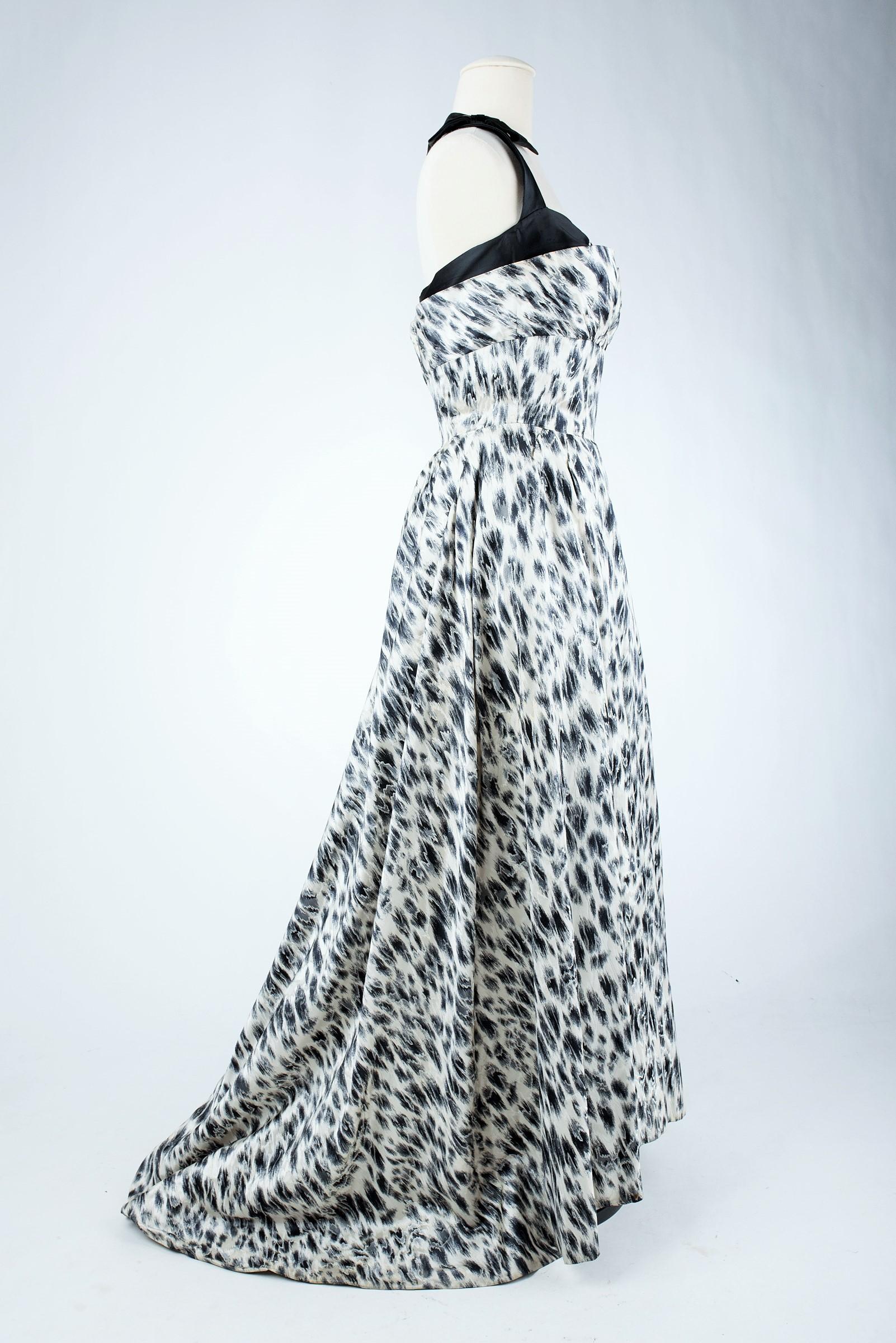 Leopard printed silk Evening Dress by Jacques Fath Haute Couture Circa 1955-1960 For Sale 10