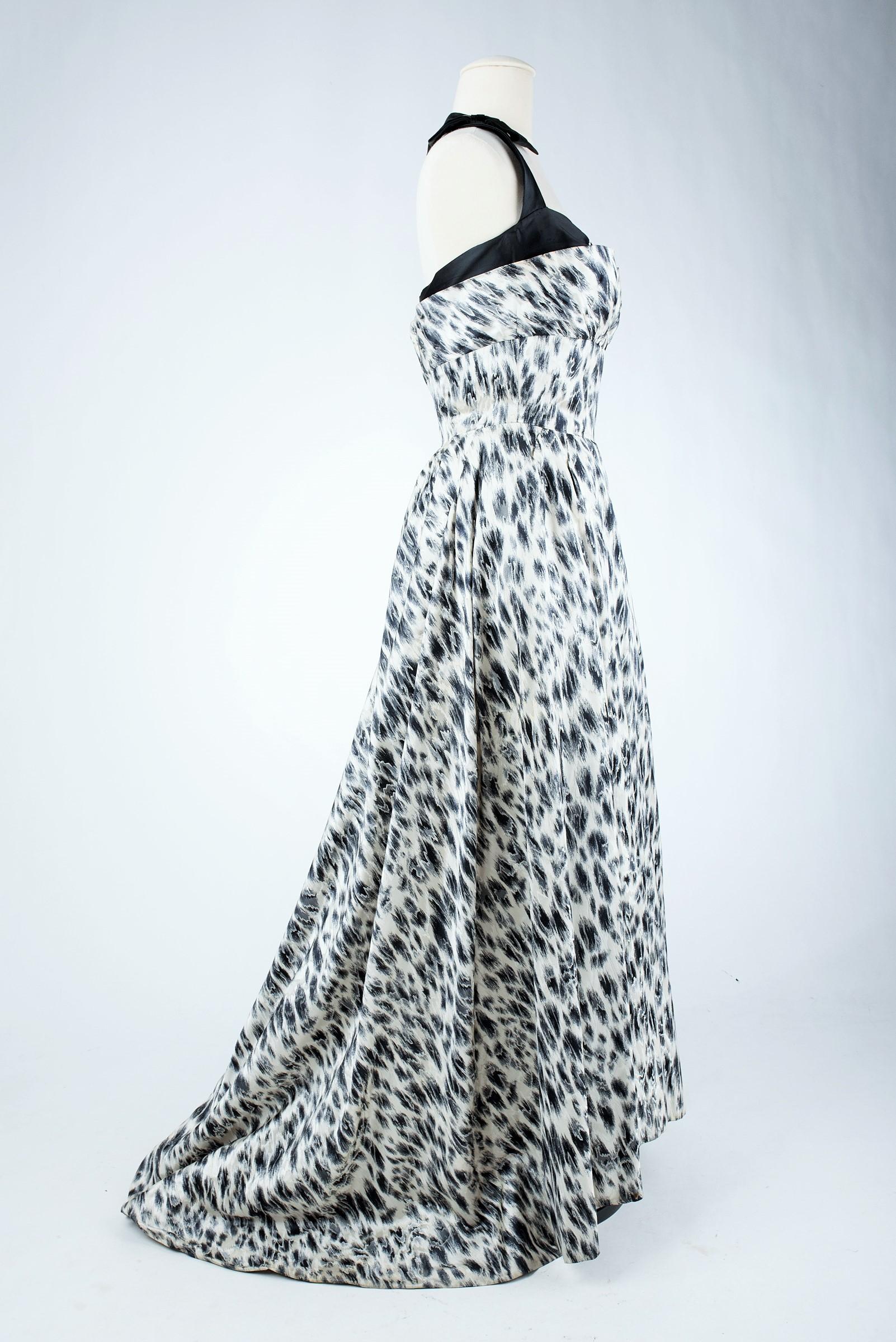 Vestido de noche de seda con estampado de leopardo de Jacques Fath Haute Couture Circa 1955-1960 en venta 10