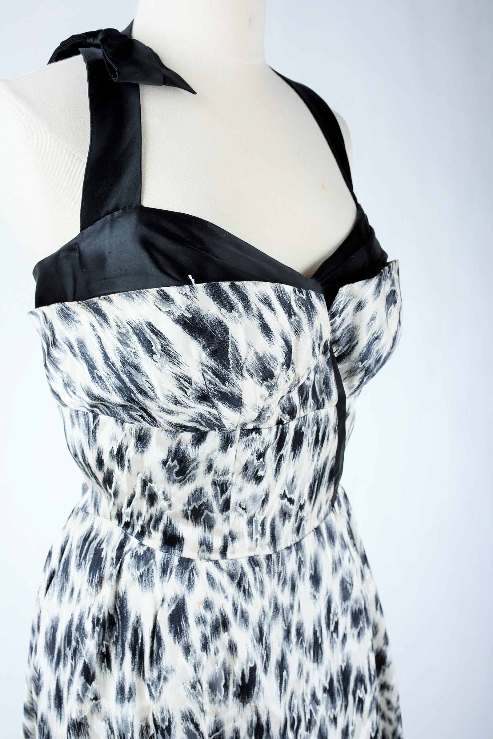 Vestido de noche de seda con estampado de leopardo de Jacques Fath Haute Couture Circa 1955-1960 en venta 11