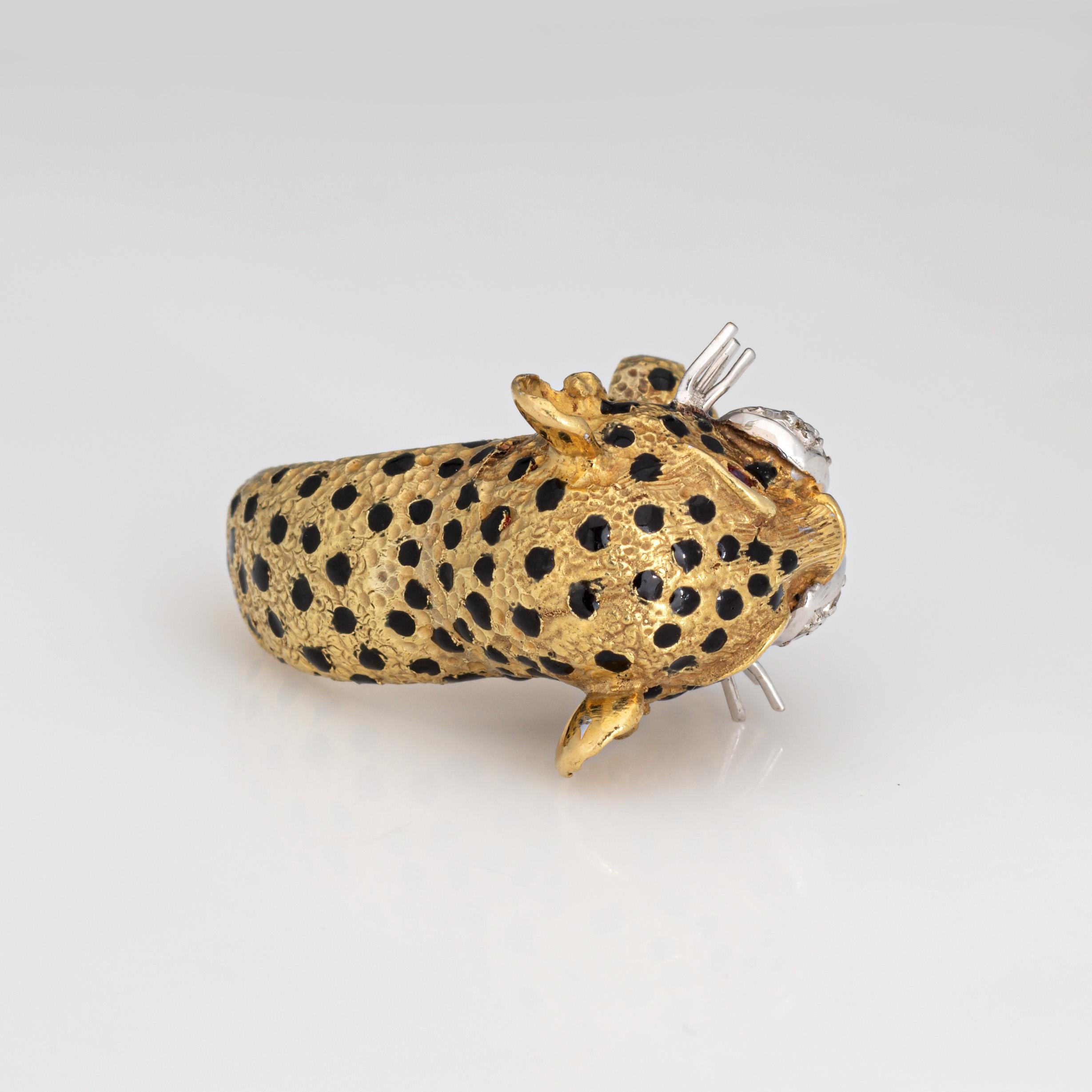 Round Cut Leopard Ring Vintage 18k Yellow Gold Diamond Ruby Eyes Black Enamel Animal 5.75 For Sale