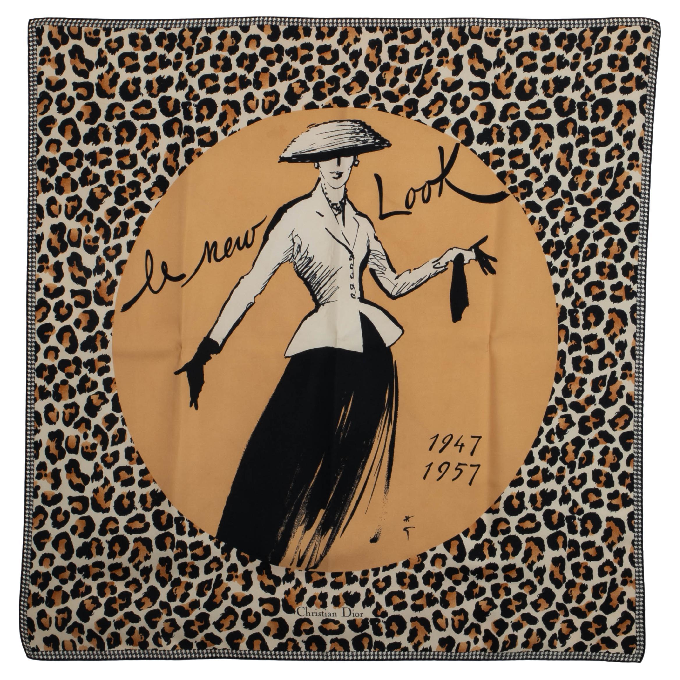 Leopard scarf Christian Dior For Sale