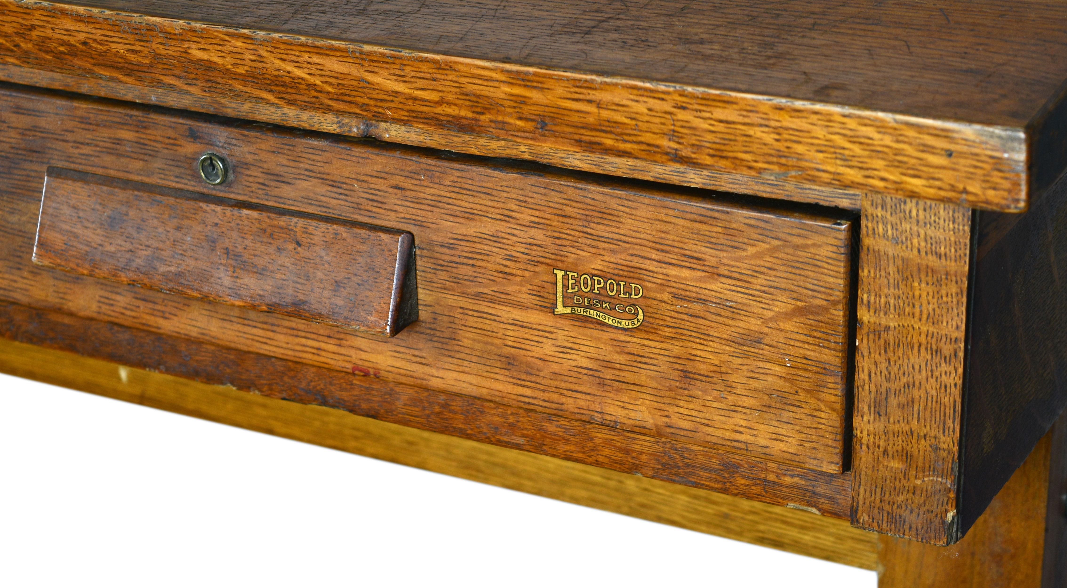 Leopold Desk Company Quartersawn Oak Desk with Shelf In Good Condition In Minneapolis, MN