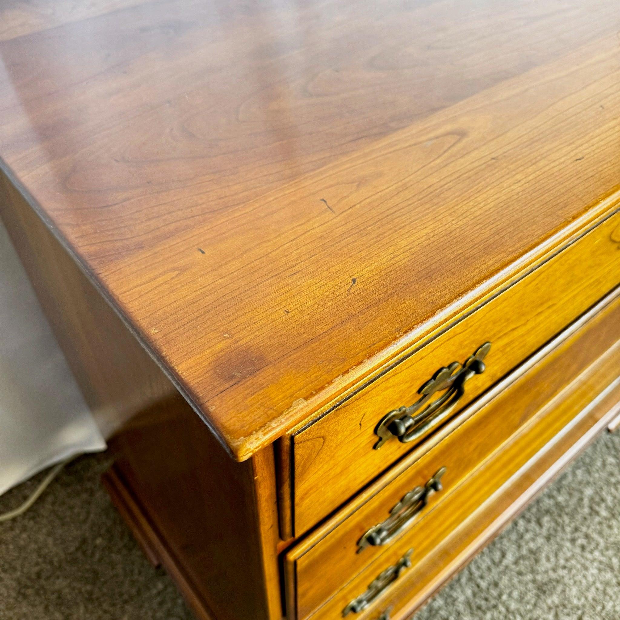 Leopold Sticky “Cherry Valley” Chest of Drawers In Good Condition For Sale In Delray Beach, FL