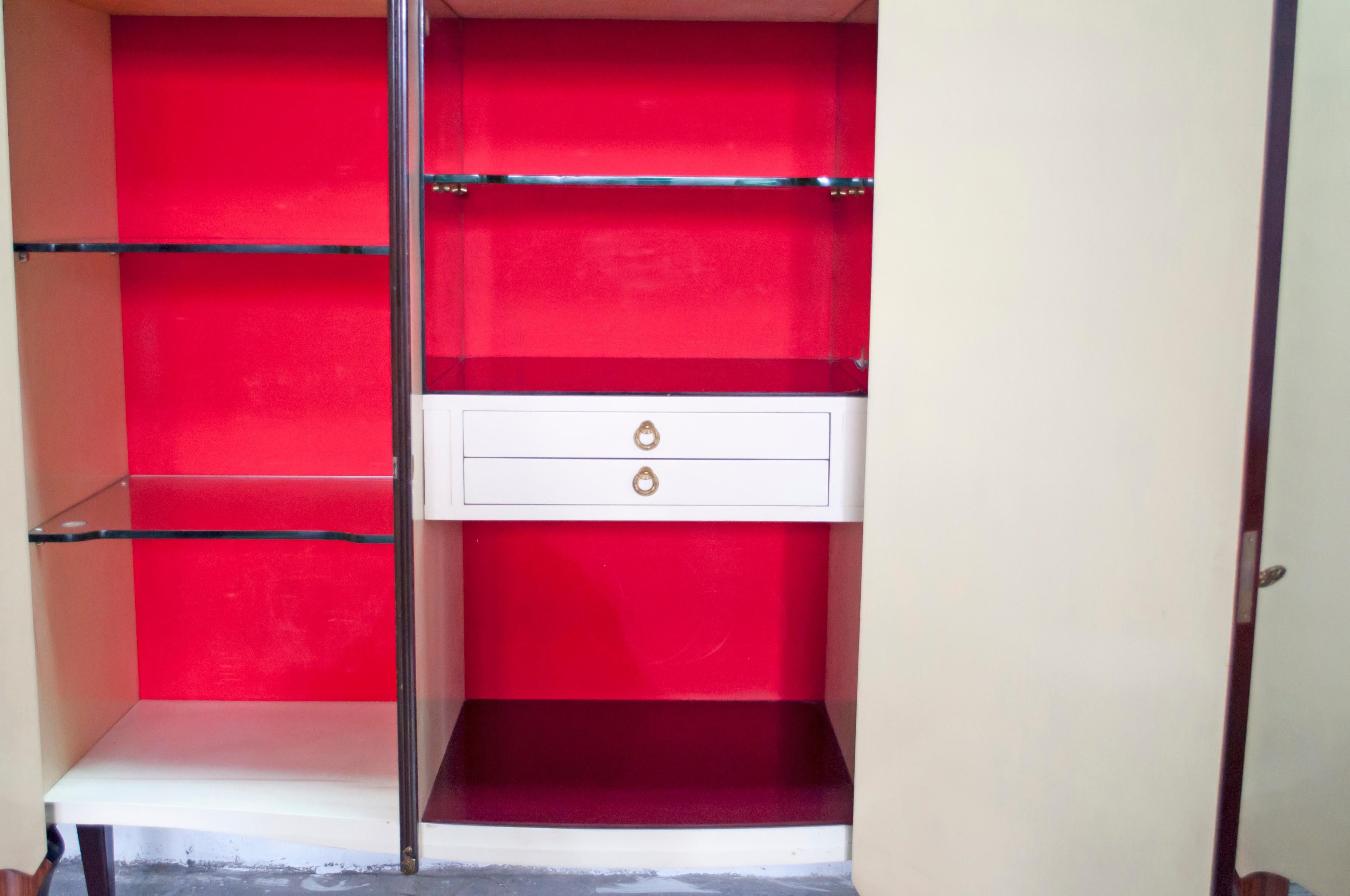 Leopoldo Malberti Mid-Century Modern Italian Walnut Bar Cabinet, 1950s For Sale 2