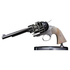 L’ÉPÉE 1839 × the Unnamed Society Palladium Pistol Table Clock Limited to 100pcs
