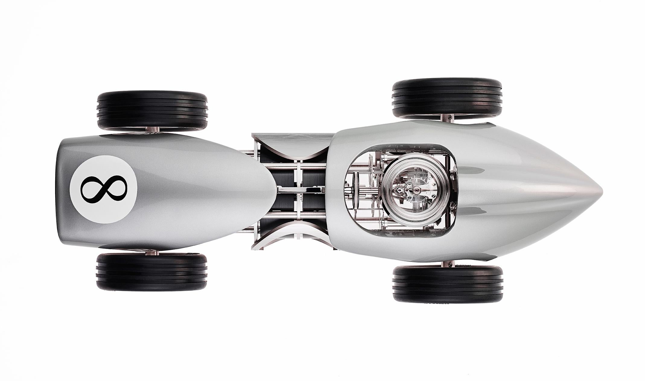 WHEN 1950s RACE CARS MEET SWISS WATCHMAKING

L’Epée 1839 takes us behind the wheel of the Time Fast. This vintage-inspired race car and a modern clock in one is a kinetic sculpture that tells the time.

It was designed by Georg Foster, a promising