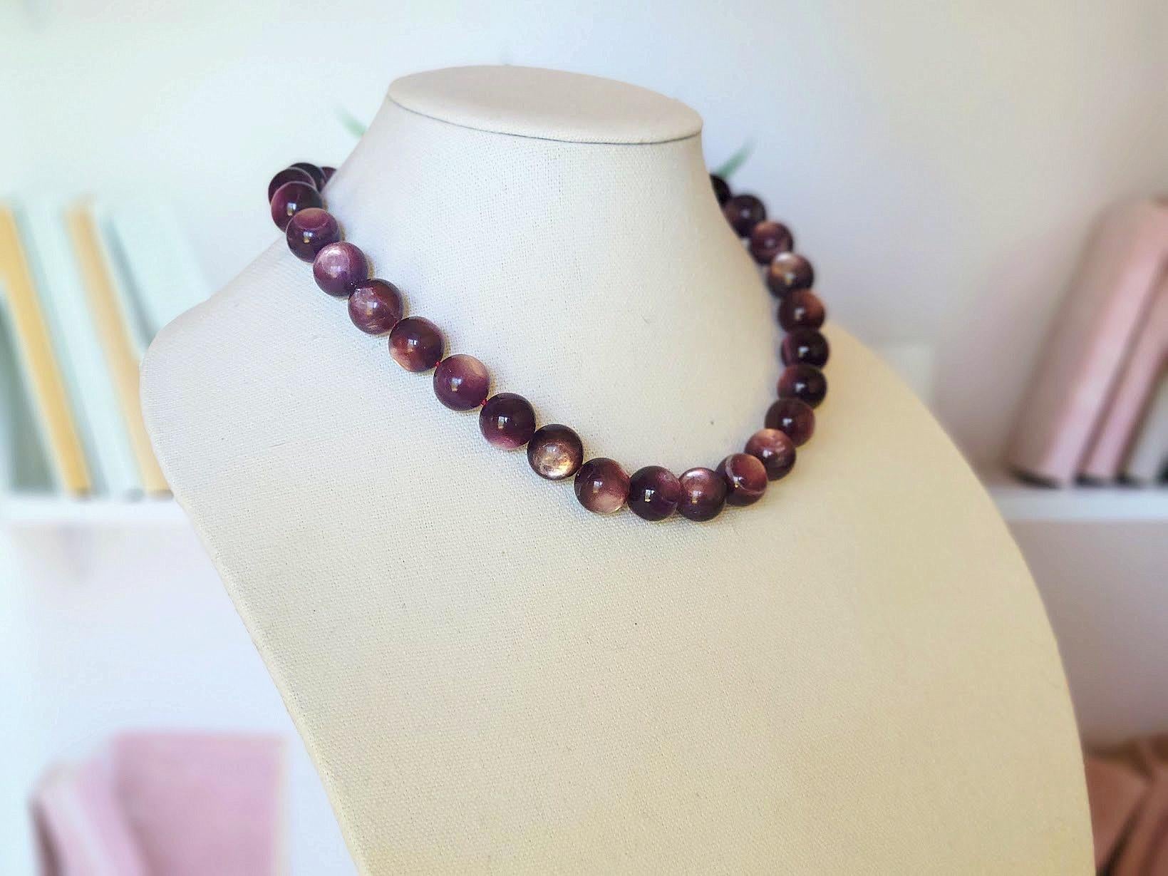 Collana con perline di lepidolite e chiusura in argento di lepidolite in vendita 2