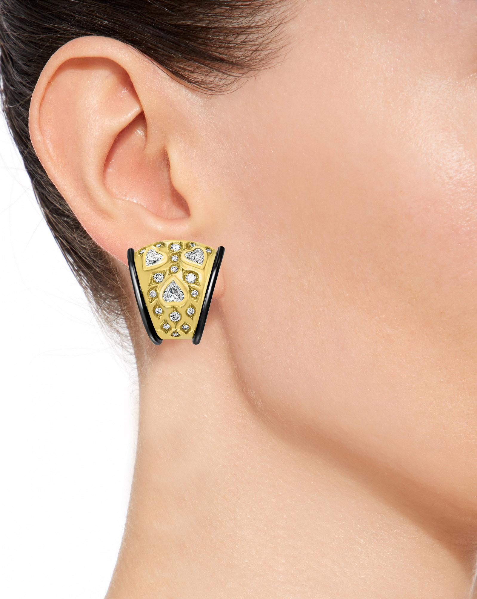 Leporttie Diamond Bangle Ring Earring Three-Piece Set in 18 Karat Yellow Gold For Sale 4