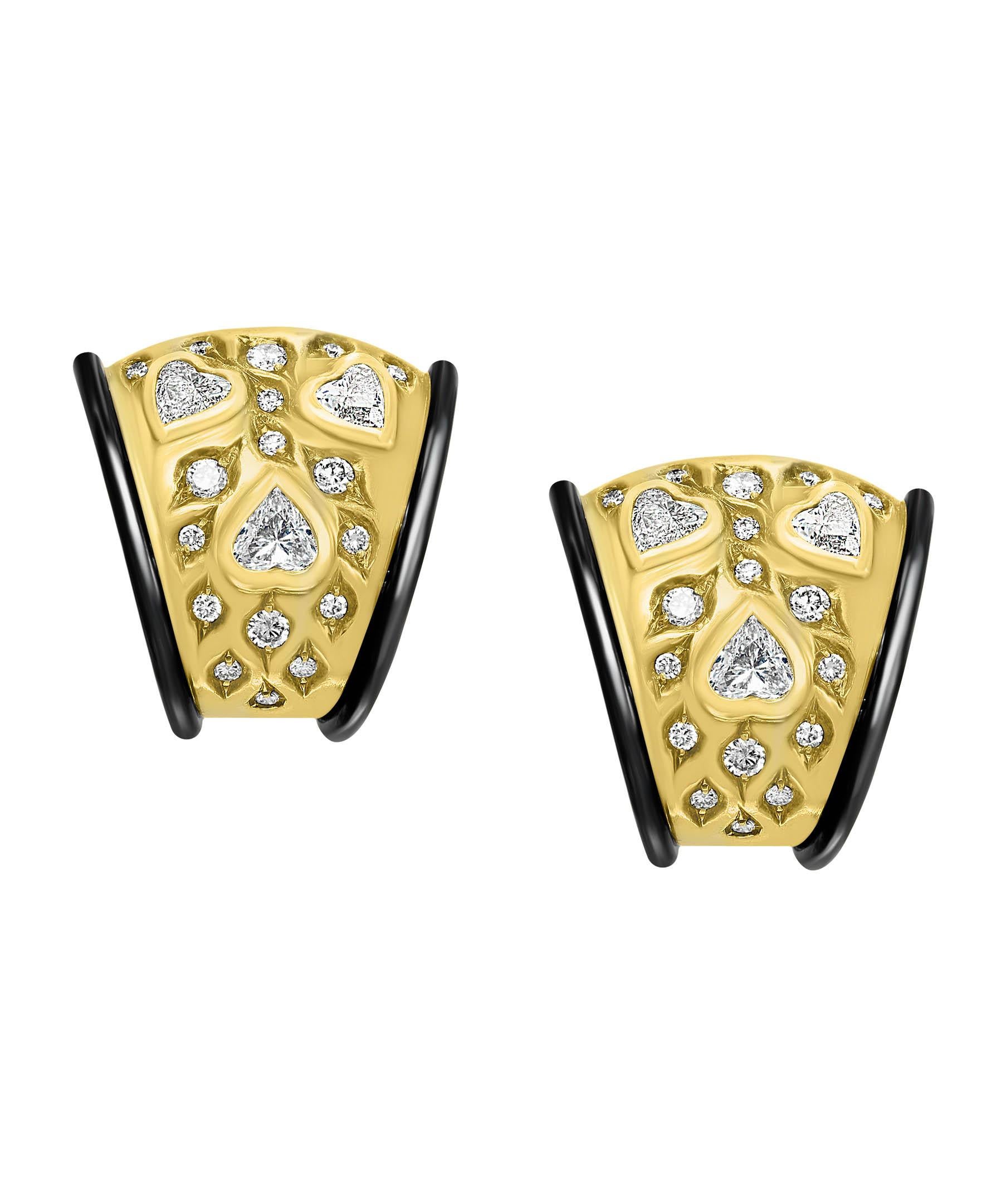 Leporttie, bague et boucles d'oreilles trois pièces en or jaune 18 carats serties de diamants Excellent état - En vente à New York, NY