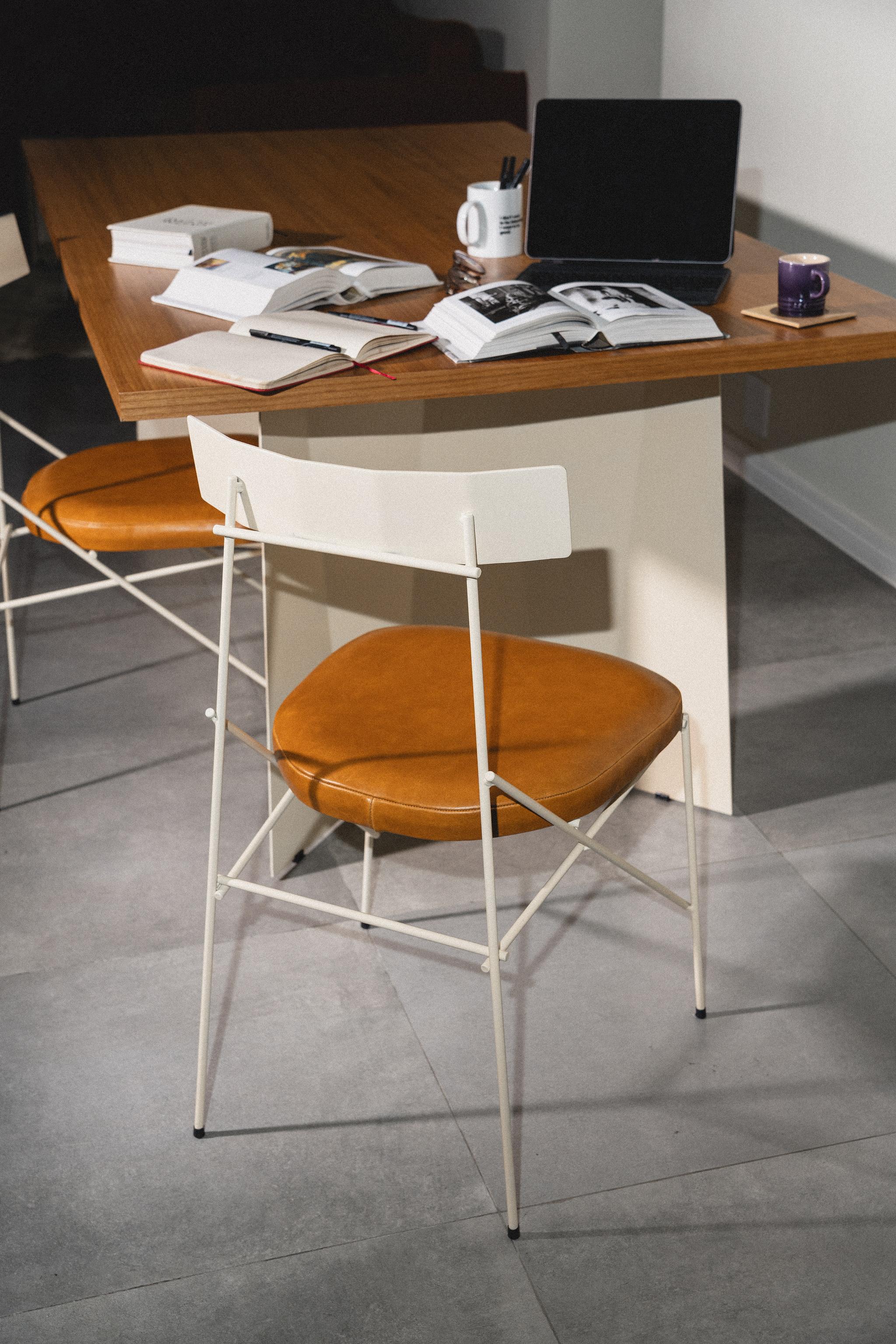Industrial Leque Dining Table By Estudio Few 6 seats For Sale