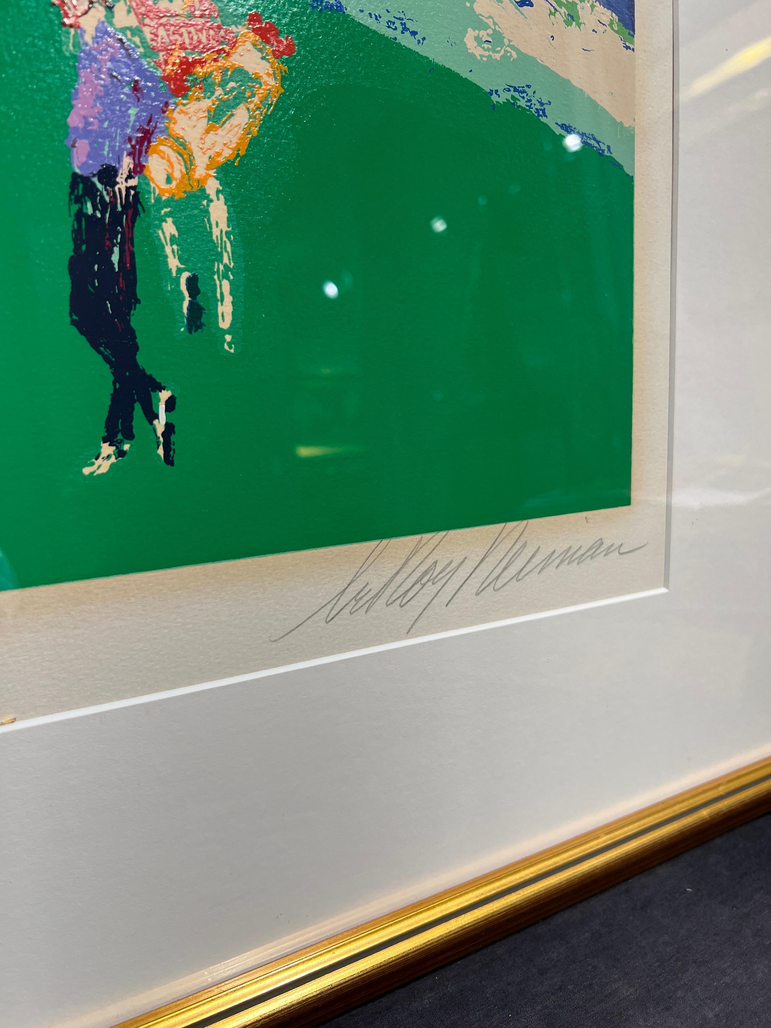 Le 18e à Pebble Beach
LeRoy Neiman (américain, 1921-2012)
Signé au crayon en bas à droite
Edition 176/400 en bas à gauche
26 x 43 pouces
37.25 x 54.5 pouces avec cadre

Connu pour ses peintures aux couleurs vives et ses sérigraphies de stars du