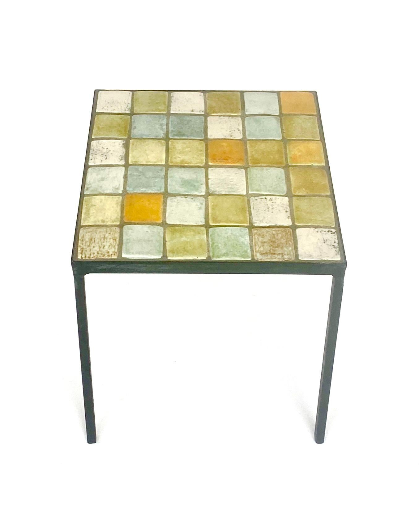 Mid-Century Modern Les 2 Potiers, Michelle et Jacques Serre Table d'appoint en céramique française en vente