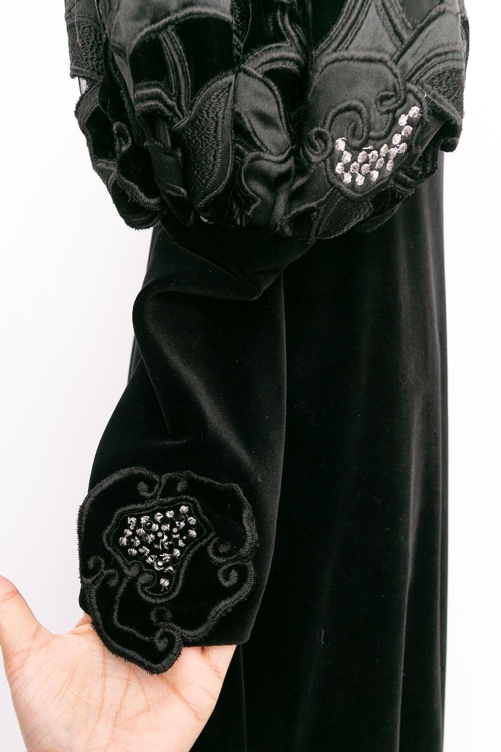 Vestido largo de terciopelo Les 5A en venta 5