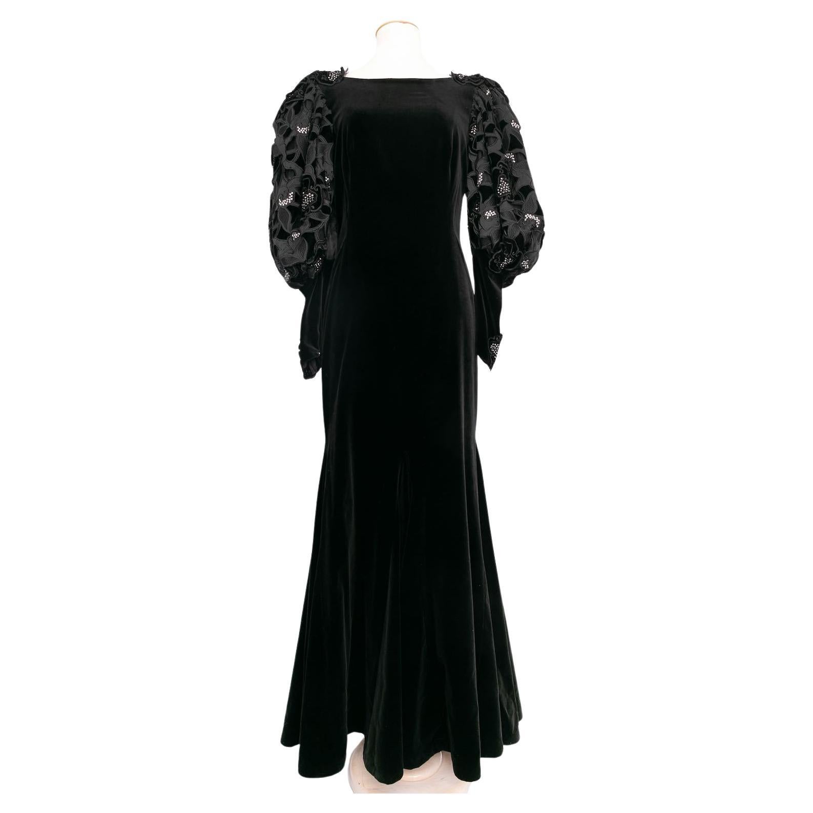Vestido largo de terciopelo Les 5A en venta