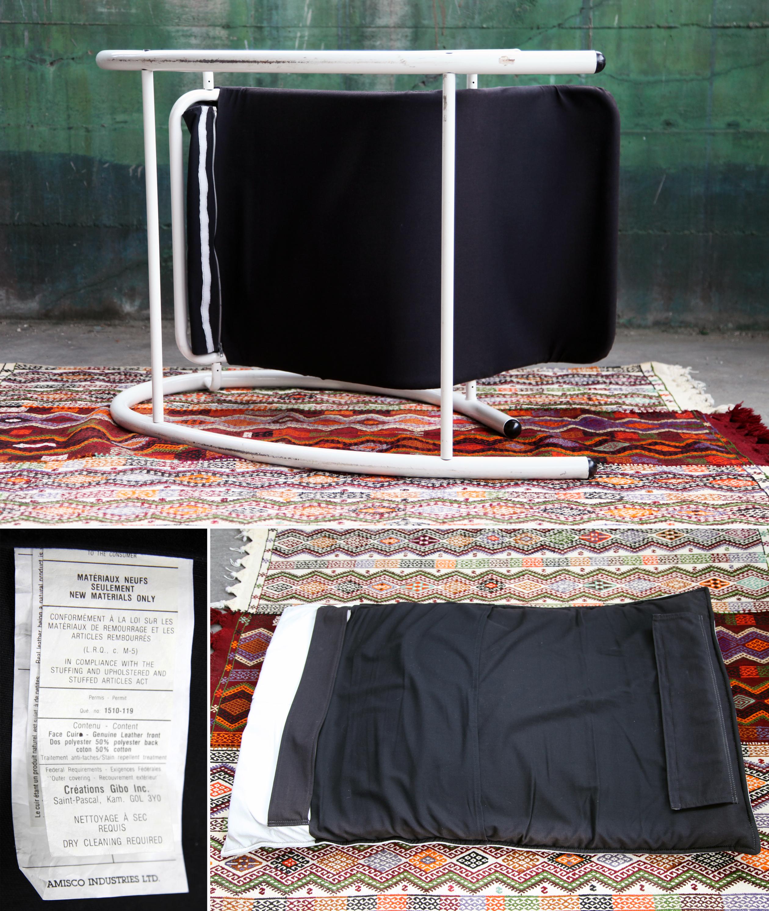 Les Amisco fauteuil à bascule Memphis Ellipse en métal et cuir noir en vente 1