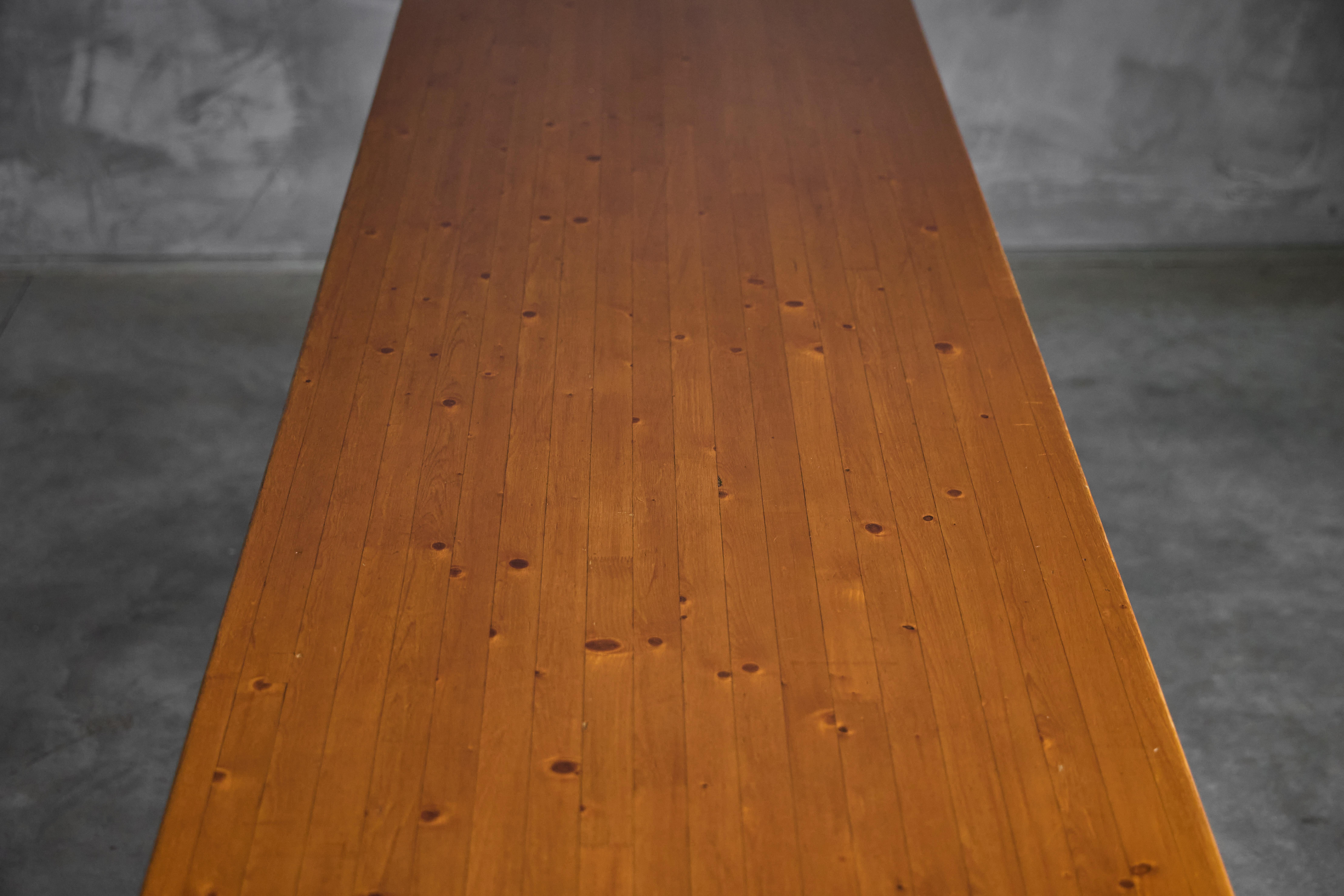 Table de salle à manger 