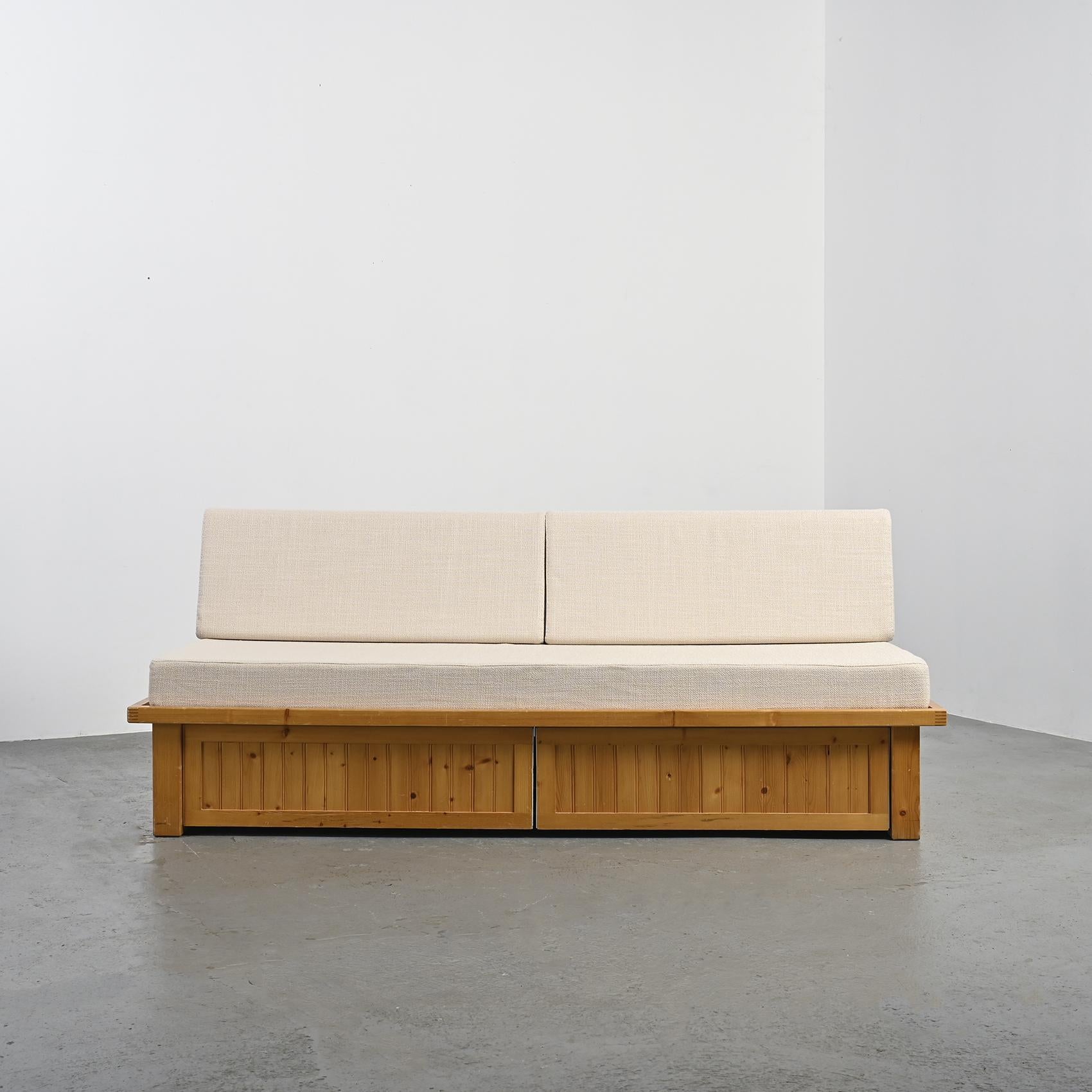 Les Arcs Bench by Charlotte Perriand circa 1973 4