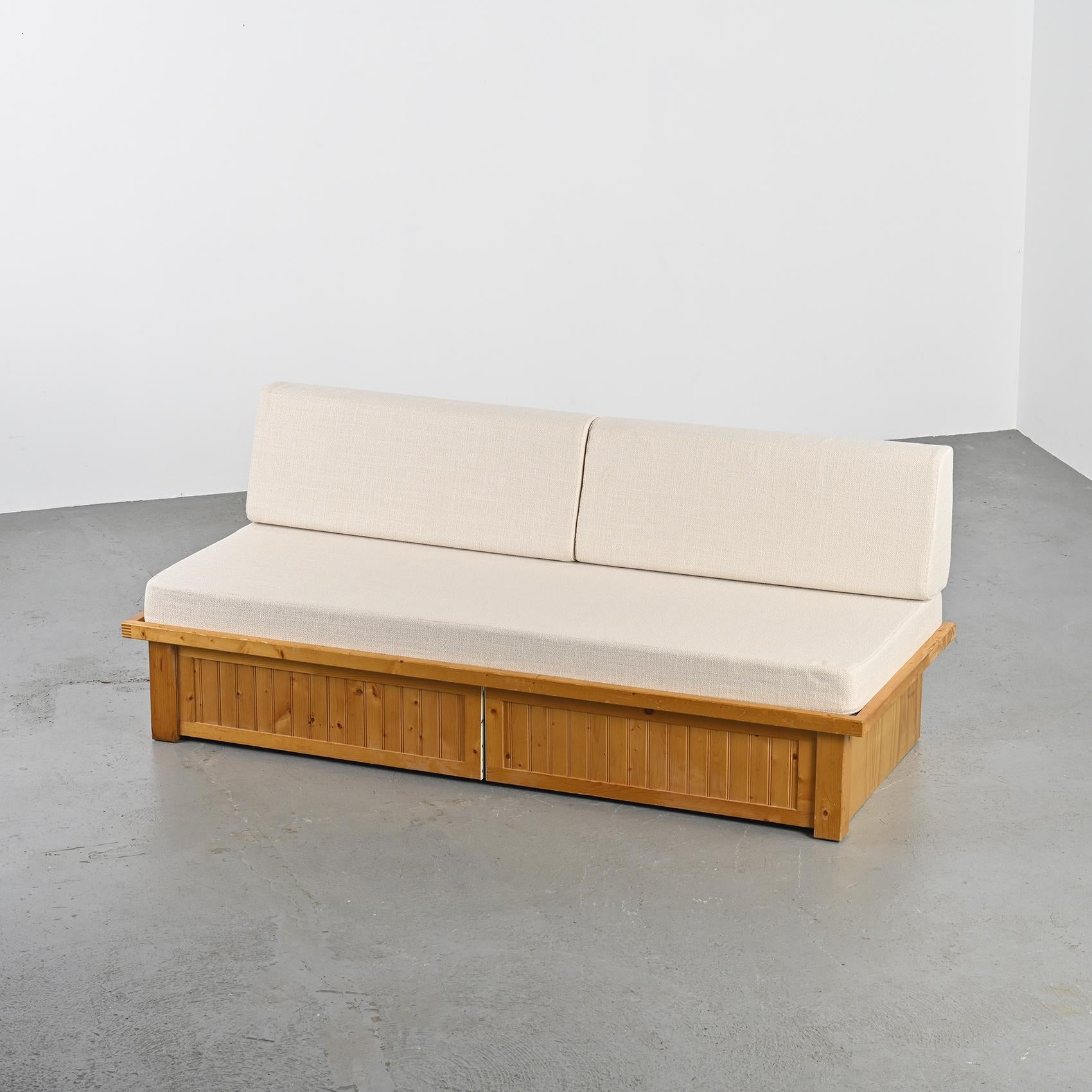 Mid-Century Modern  Les Arcs Bench by Charlotte Perriand circa 1973  For Sale