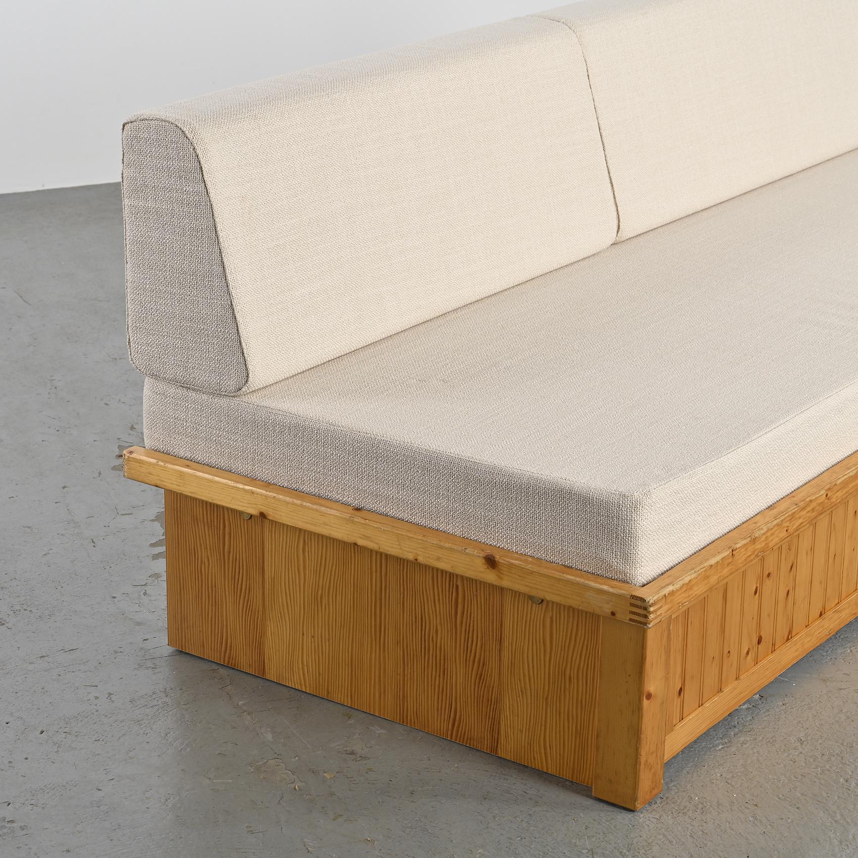 Mid-Century Modern  Les Arcs Bench by Charlotte Perriand circa 1973 