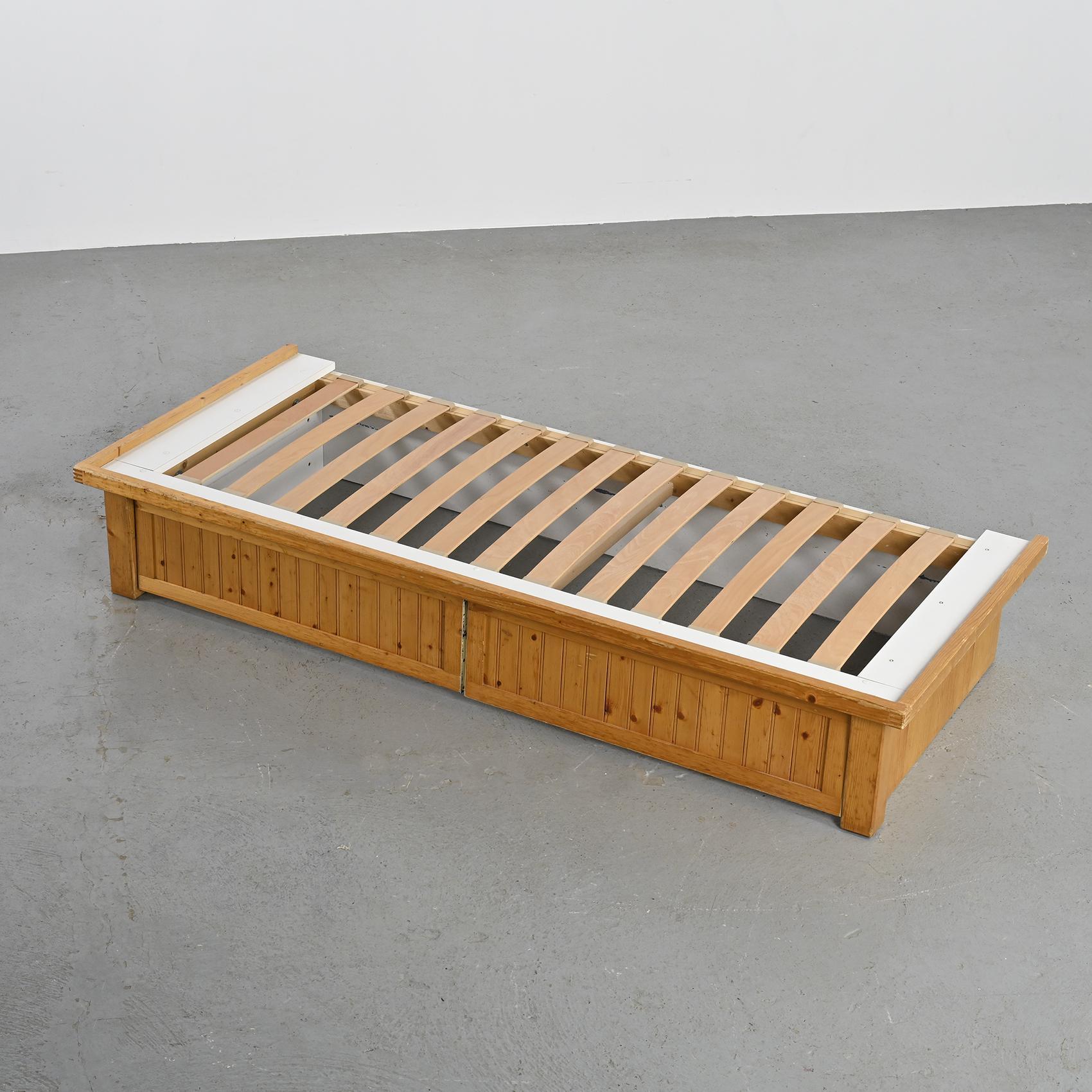 20th Century  Les Arcs Bench by Charlotte Perriand circa 1973 