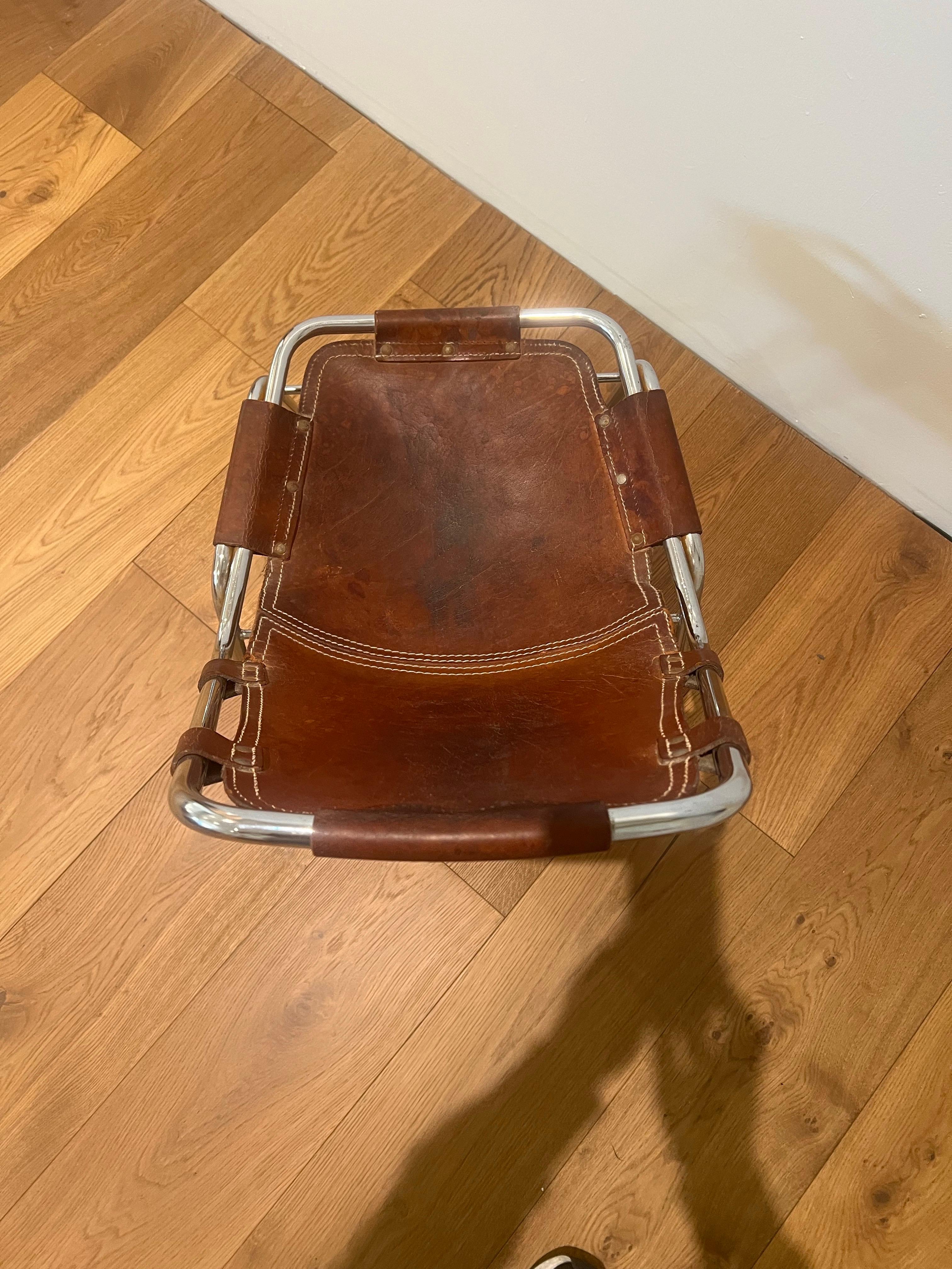 Mid-Century Modern Chaise de salle à manger Les Arcs sélectionnée par Charlotte Perriand, cuir, années 1960 en vente