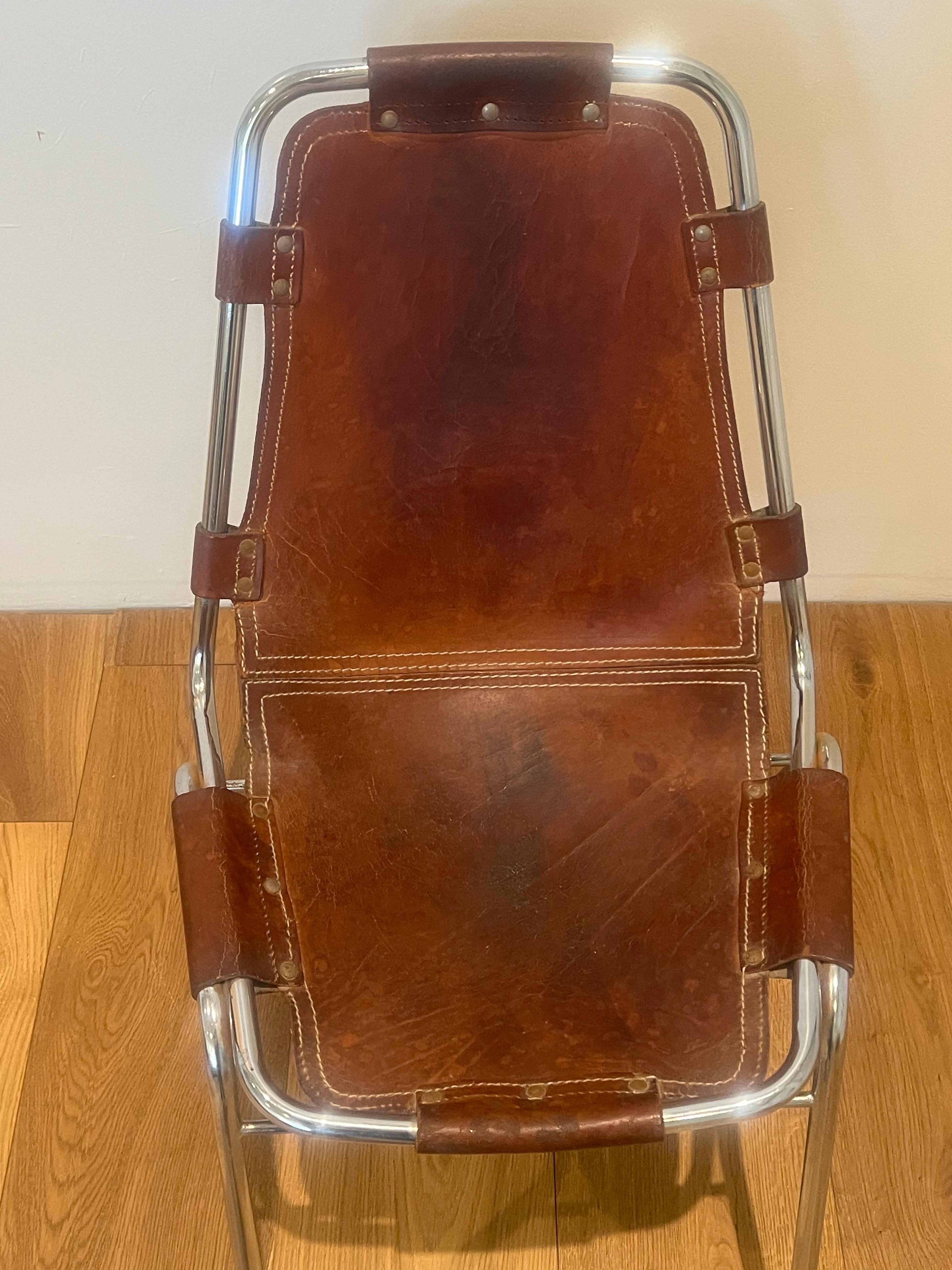 Les Arcs Esszimmerstuhl Ausgewählt von Charlotte Perriand, Neues Leder, 1960er Jahre im Zustand „Relativ gut“ im Angebot in San Diego, CA