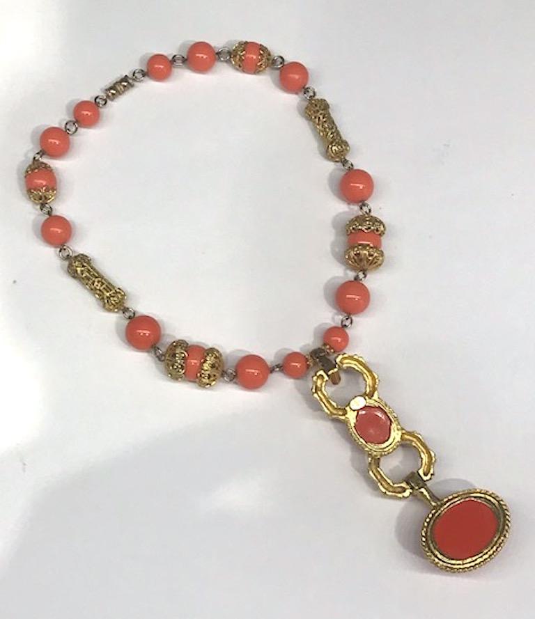 Les Bernard 1980s Coral Cabochon & Gold 1980s Necklace 7