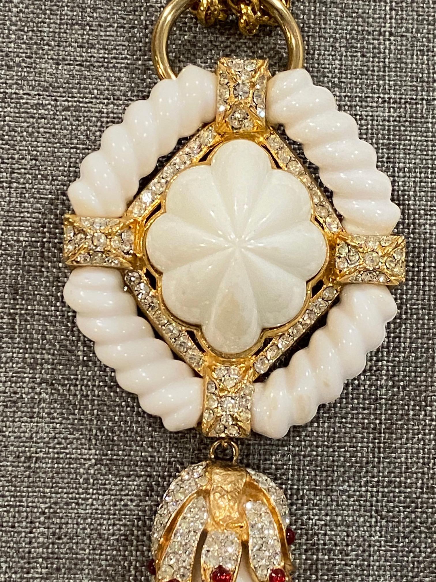 Les Bernard 1980s Pendant Necklace in Gold & White with Rhinestone Accent For Sale 6