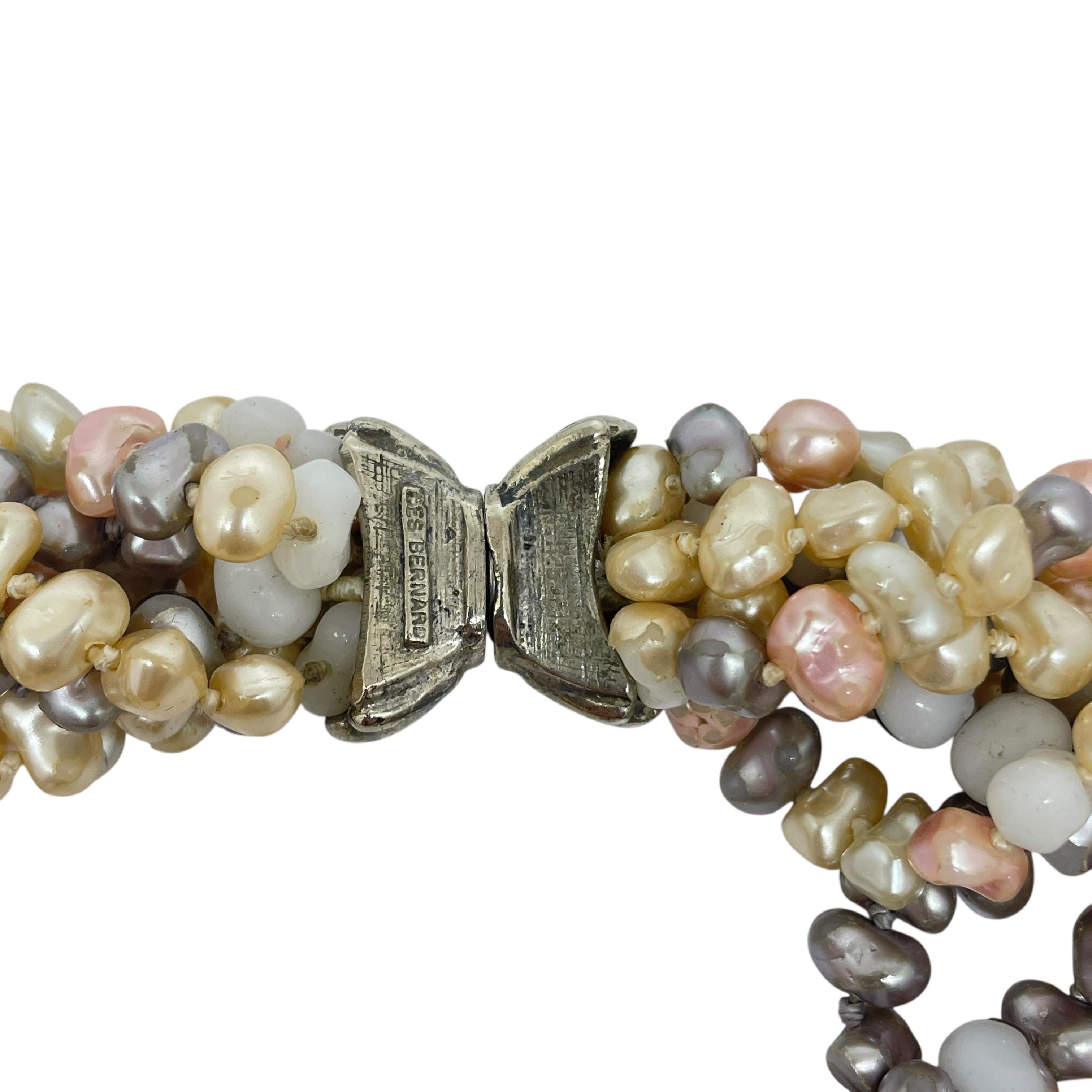 Les Bernard, collana vintage firmata con perle di vetro d'argento e multifilo In condizioni buone in vendita a Palos Hills, IL