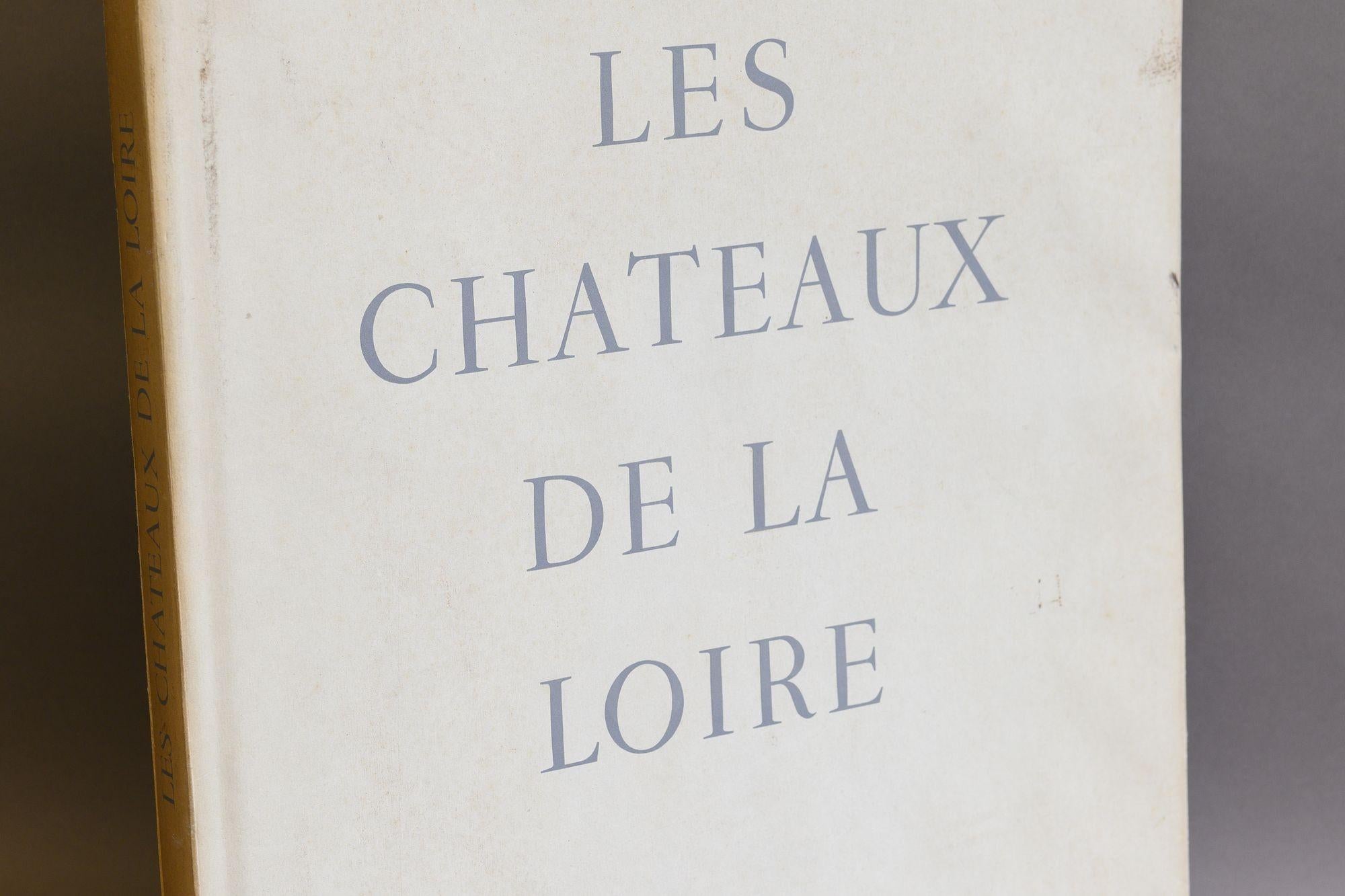 French Les Chateaux De La Loire Photography Book For Sale