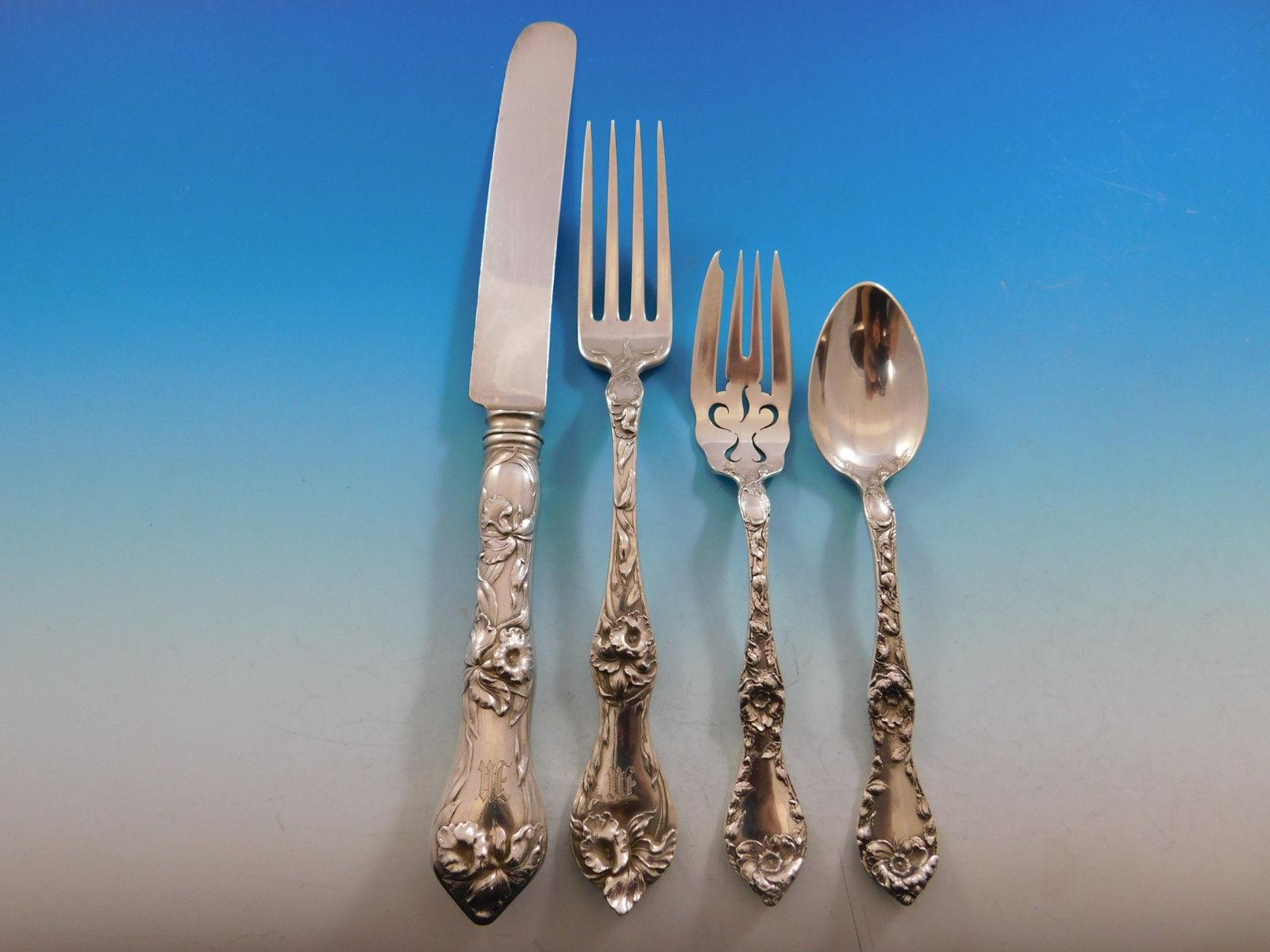 Les Cinq Fleurs by Reed & Barton Sterling Silver Flatware Set Service 145 Pieces In Excellent Condition In Big Bend, WI