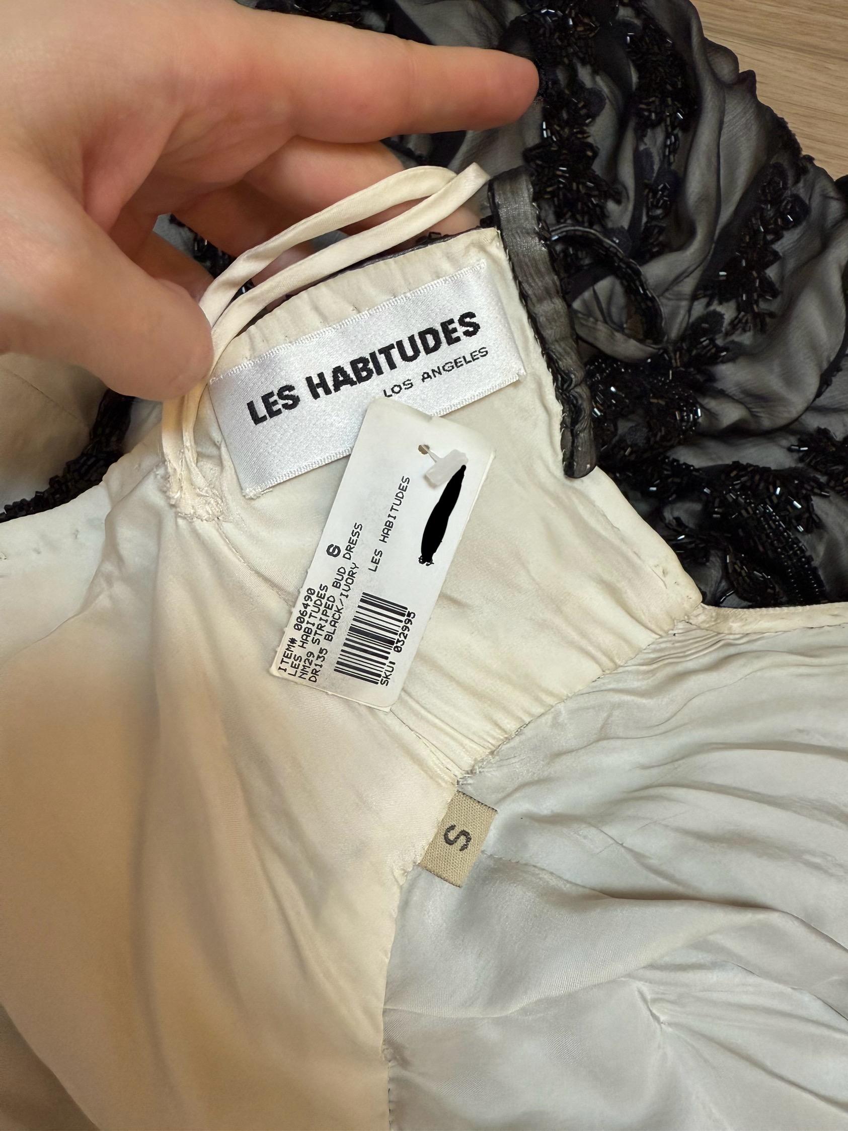 LES HABITUDES Robe de soirée Vintage Couture 90's en soie noire perlée à la main en vente 4