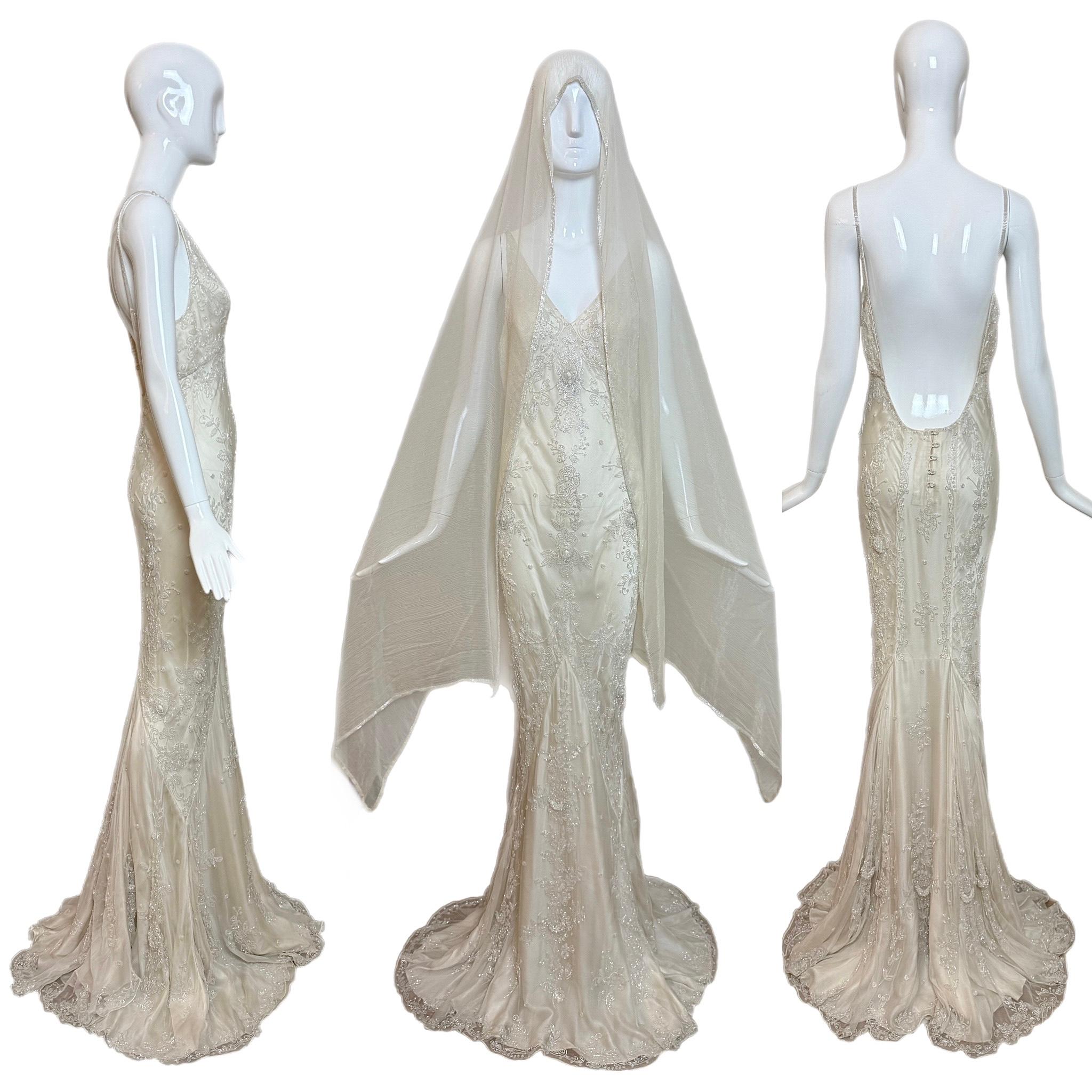 LES HABITUDES 90's Vintage Couture Ivory Beaded Silk Bridal Wedding Gown w.Shawl