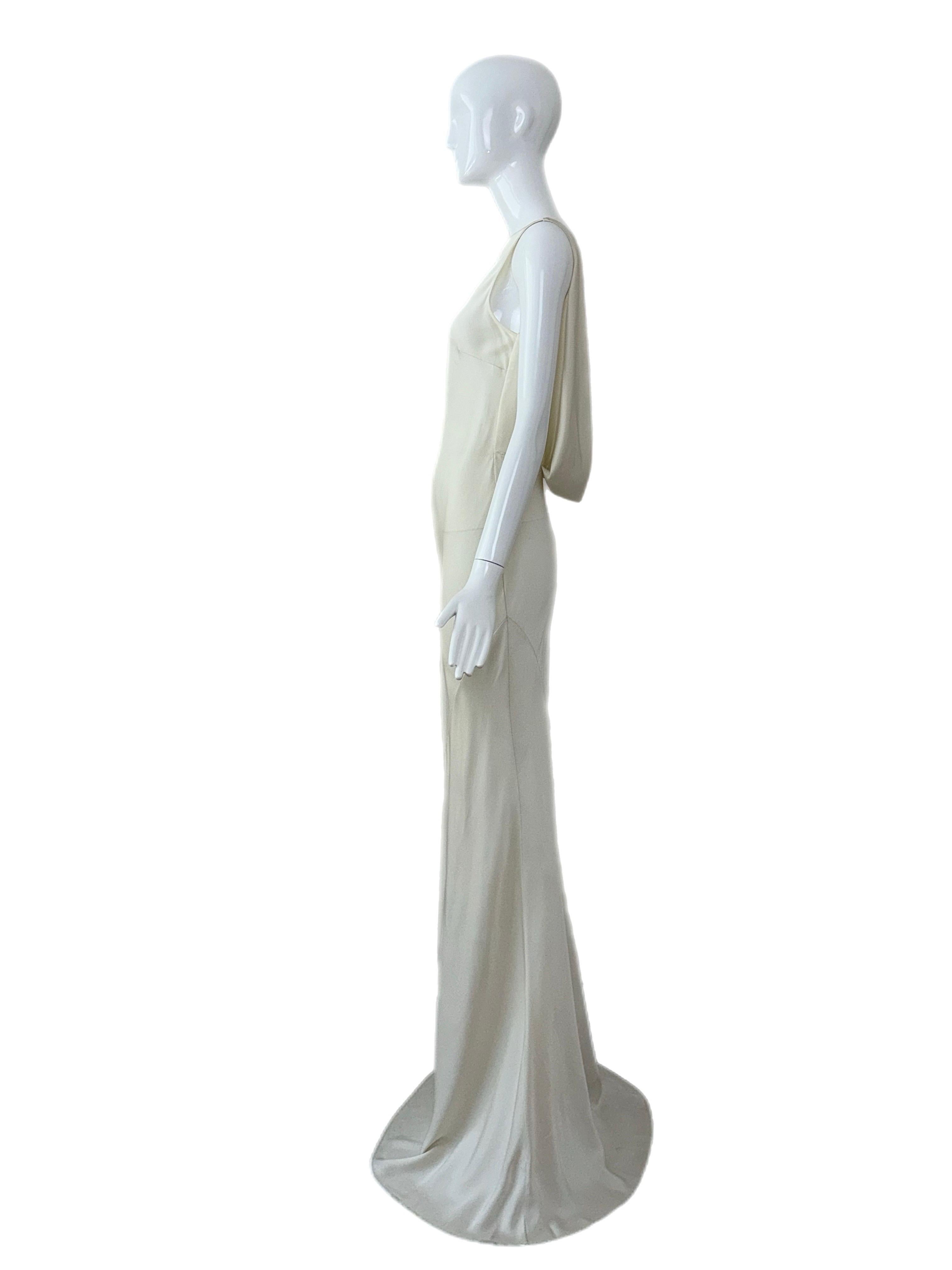 Les Habitudes
Vintage By
1990's
Farbe Elfenbein
Bias-Schnitt
Dramatischer offener, tiefer Rückenausschnitt
Extra lange Länge
Pullover
Größe Medium
NWT's, aber guter Zustand, hat Schmutz aus einem Ausstellungsraum für Jahre, braucht eine chemische