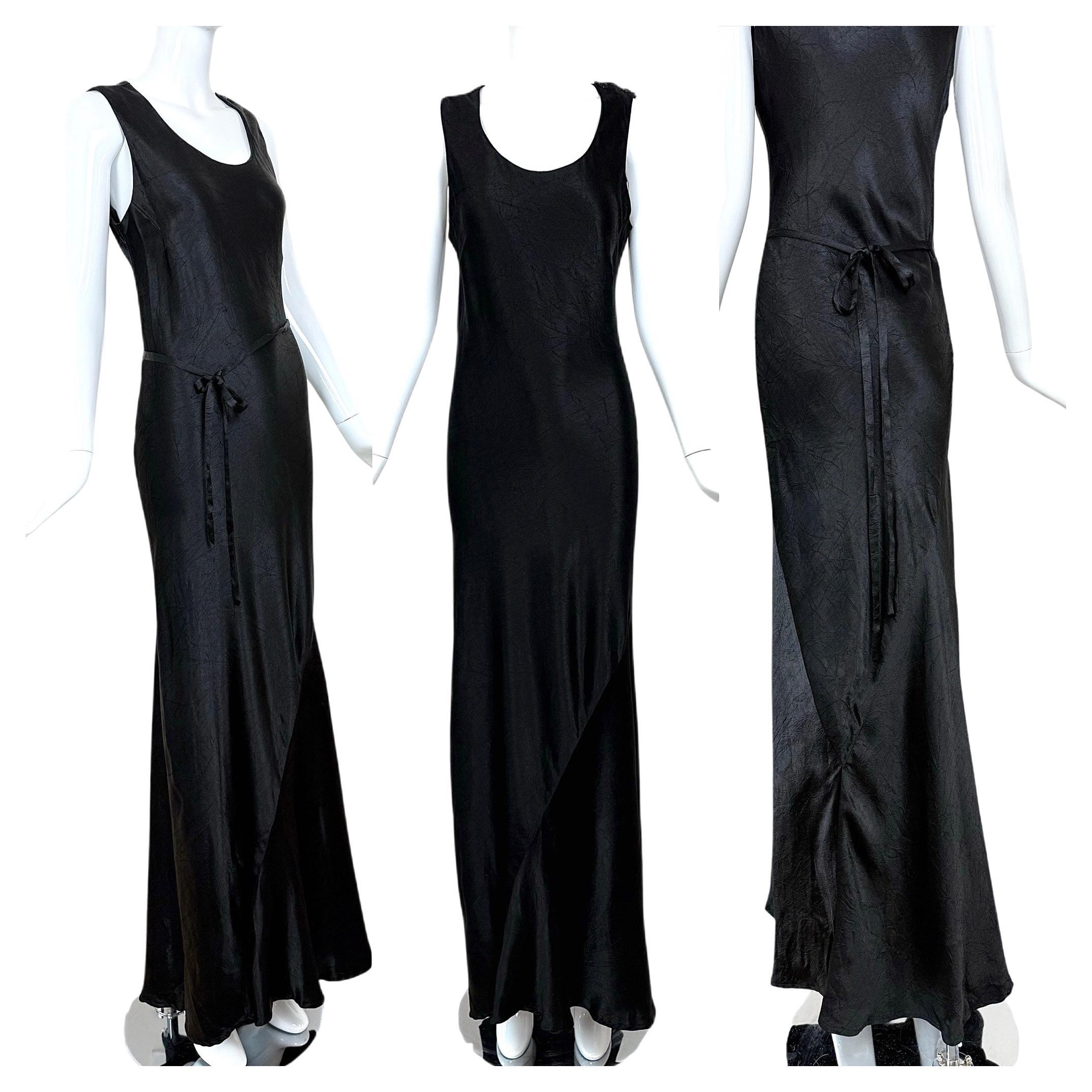 LES HABITUDES Black Silk Crinkle Effect Evening Gown w. Adjustable Belt