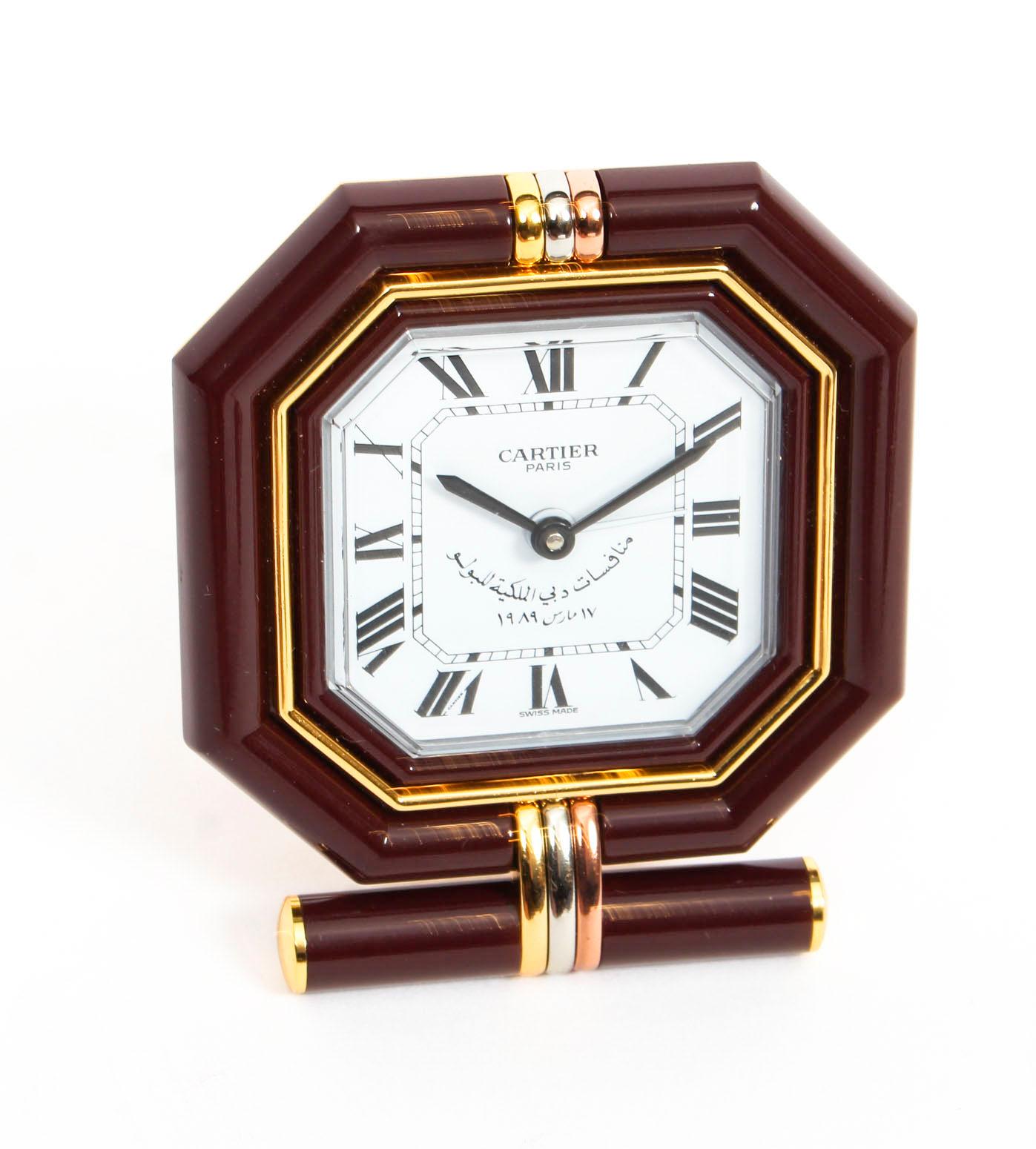 Les Must de Cartier Paris Cased Maroon and Gilt Desk Clock and Photo Frame 12