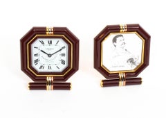 Les Must de Cartier Paris Orologio da scrivania con cornice dorata e marrone e Portafoto